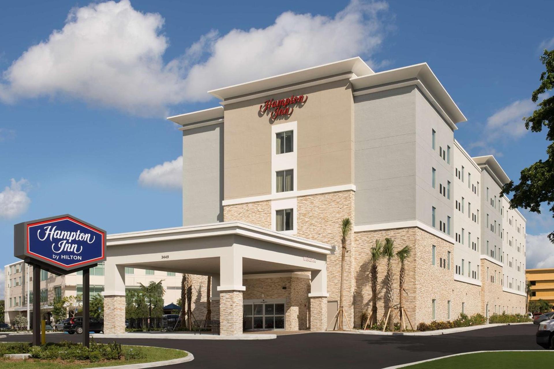 Hampton Inn Miami Airport East photo 2