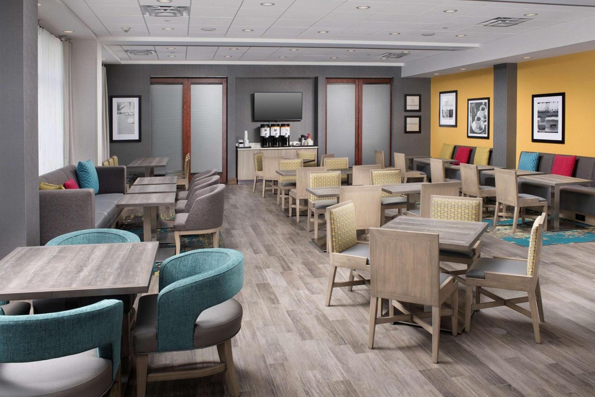 Hampton Inn Miami Airport East photo 10