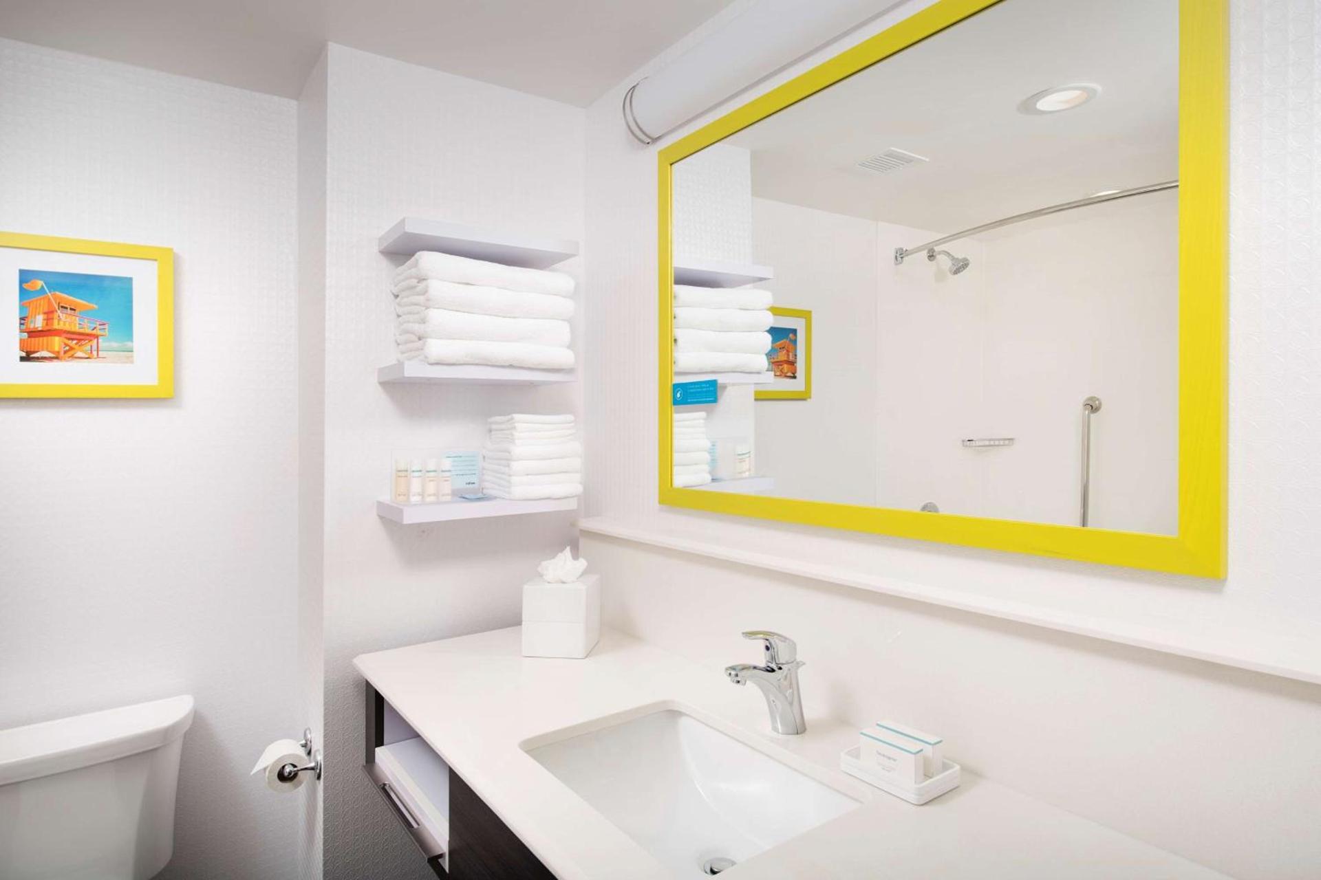 Hampton Inn Miami Airport East photo 22