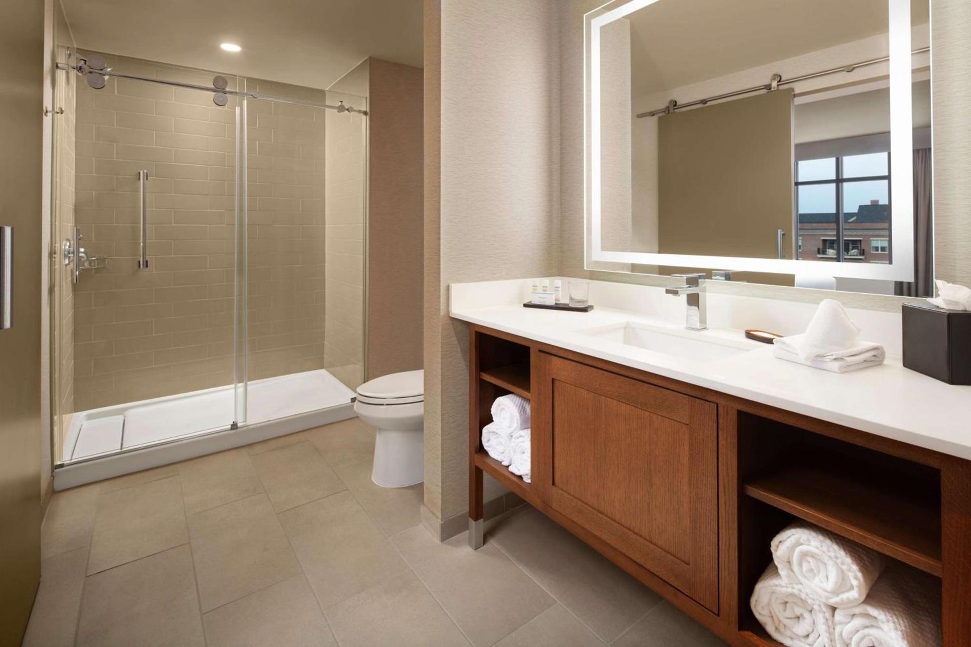 Embassy Suites by Hilton South Bend photo 23