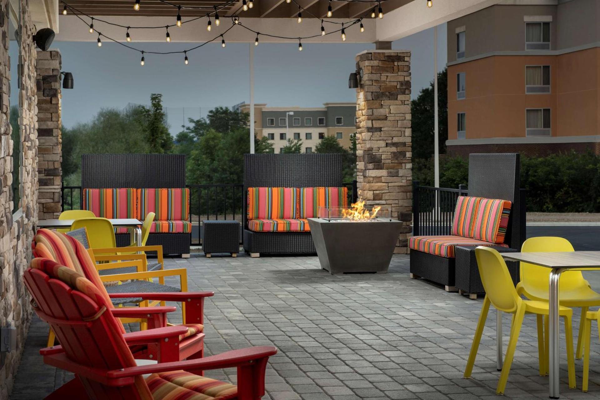 Home2 Suites By Hilton Columbus Polaris photo 2