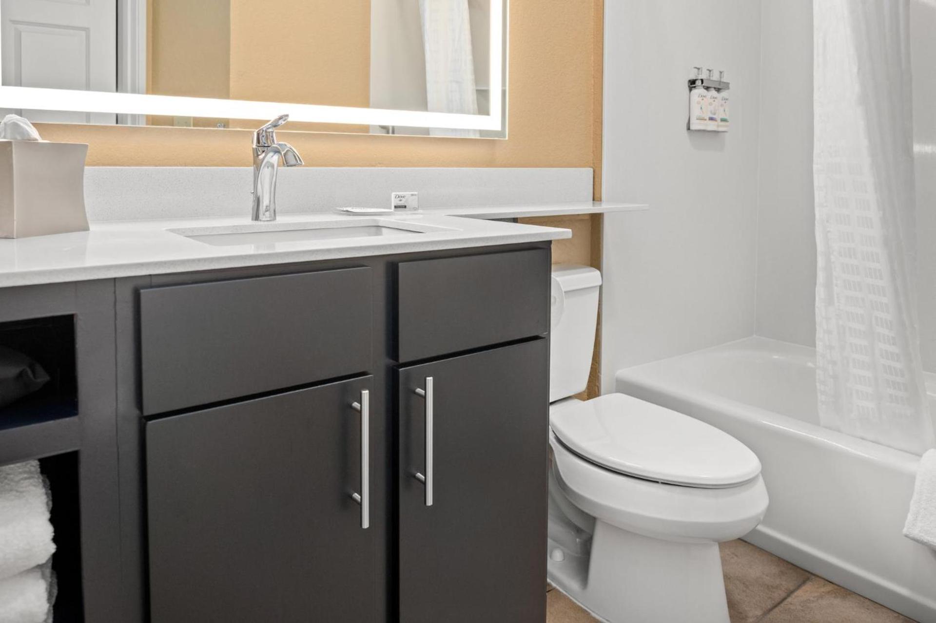 Candlewood Suites Turlock by IHG photo 37