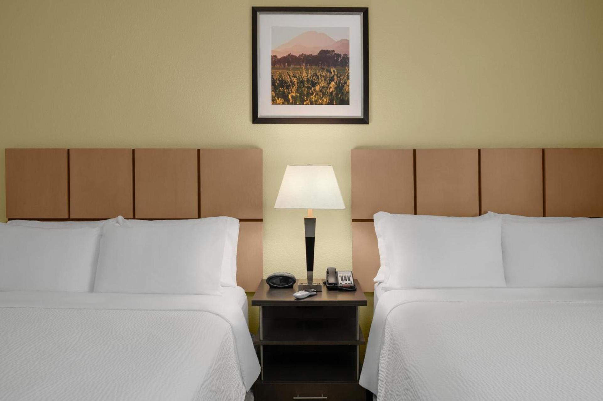 Candlewood Suites Turlock by IHG photo 55