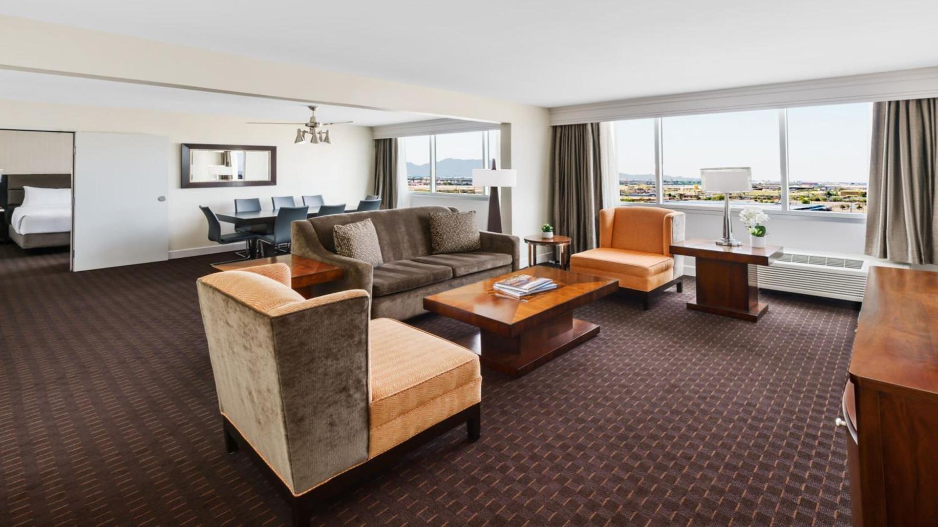 Crowne Plaza Phoenix Airport - PHX by IHG photo 82