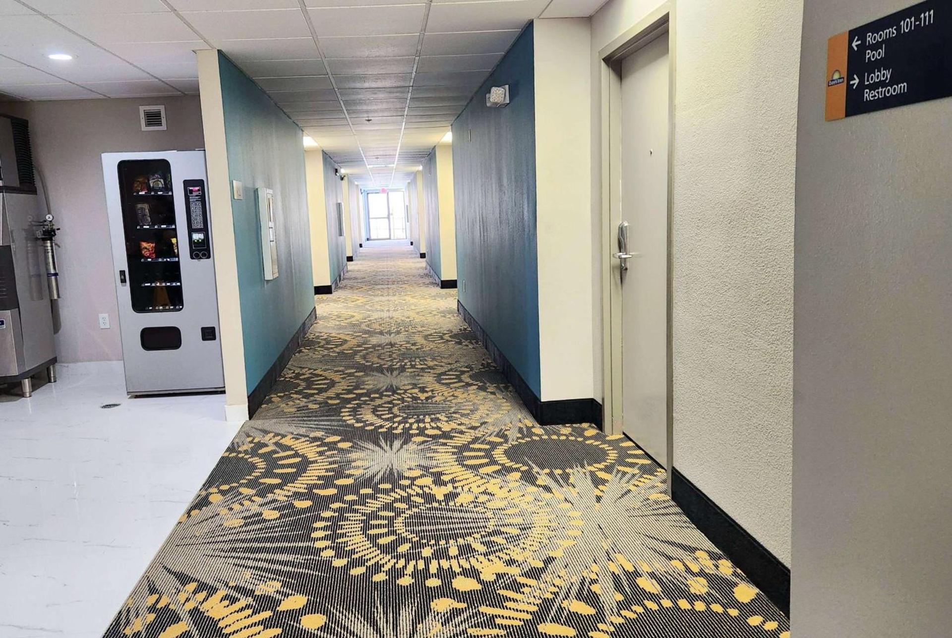 Days Inn by Wyndham LaPlace- New Orleans photo 24