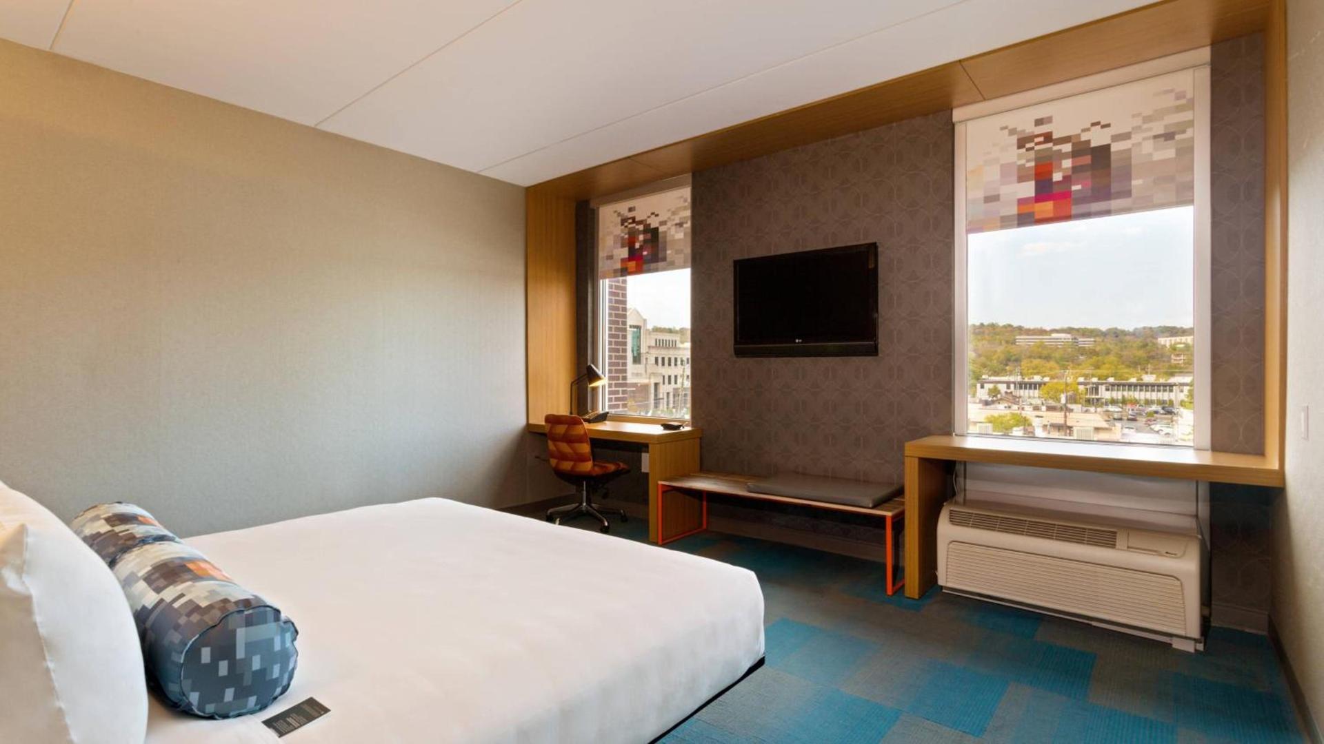 Aloft by Marriott Birmingham Soho Square photo 4