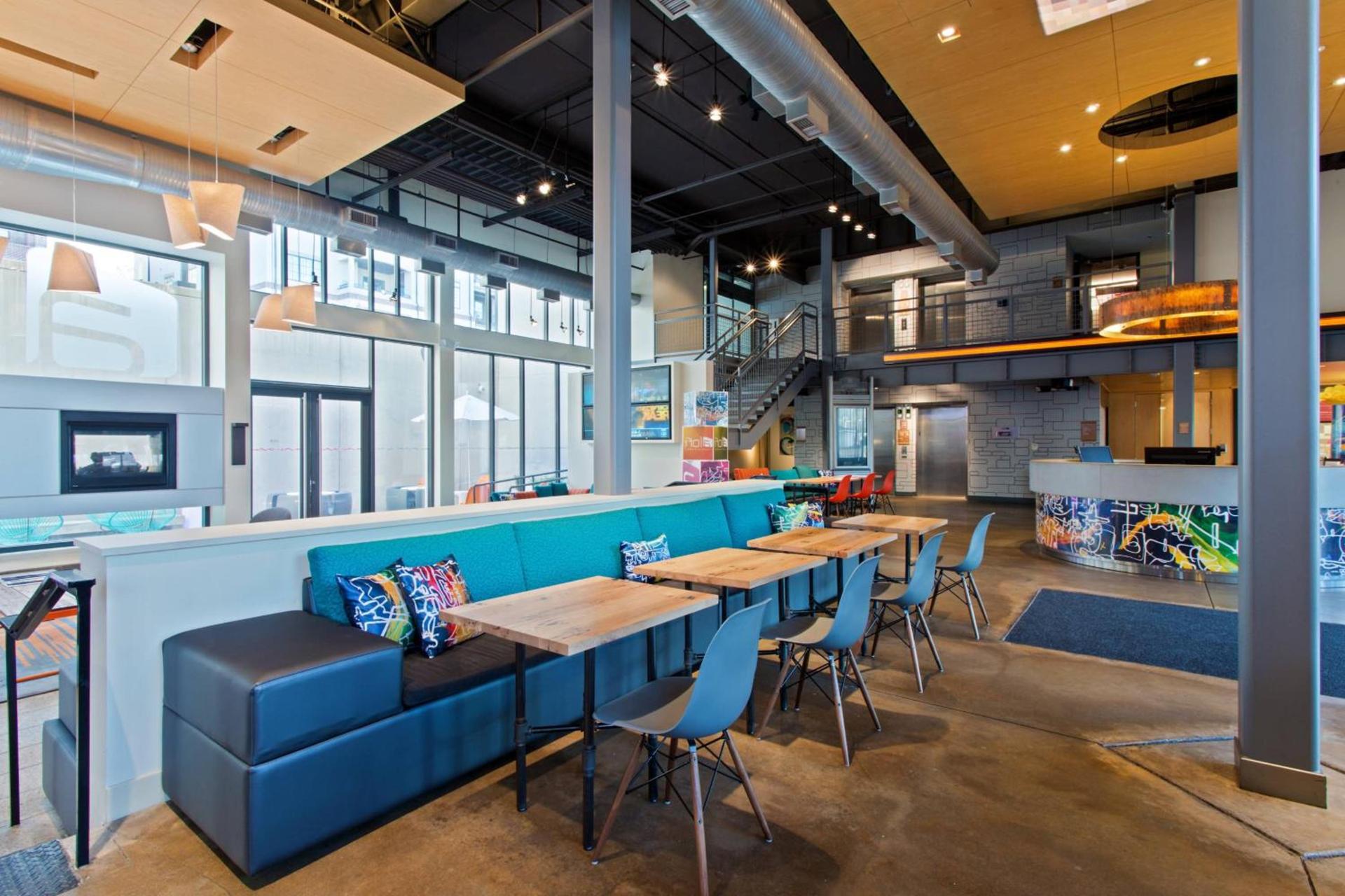 Aloft by Marriott Birmingham Soho Square photo 8