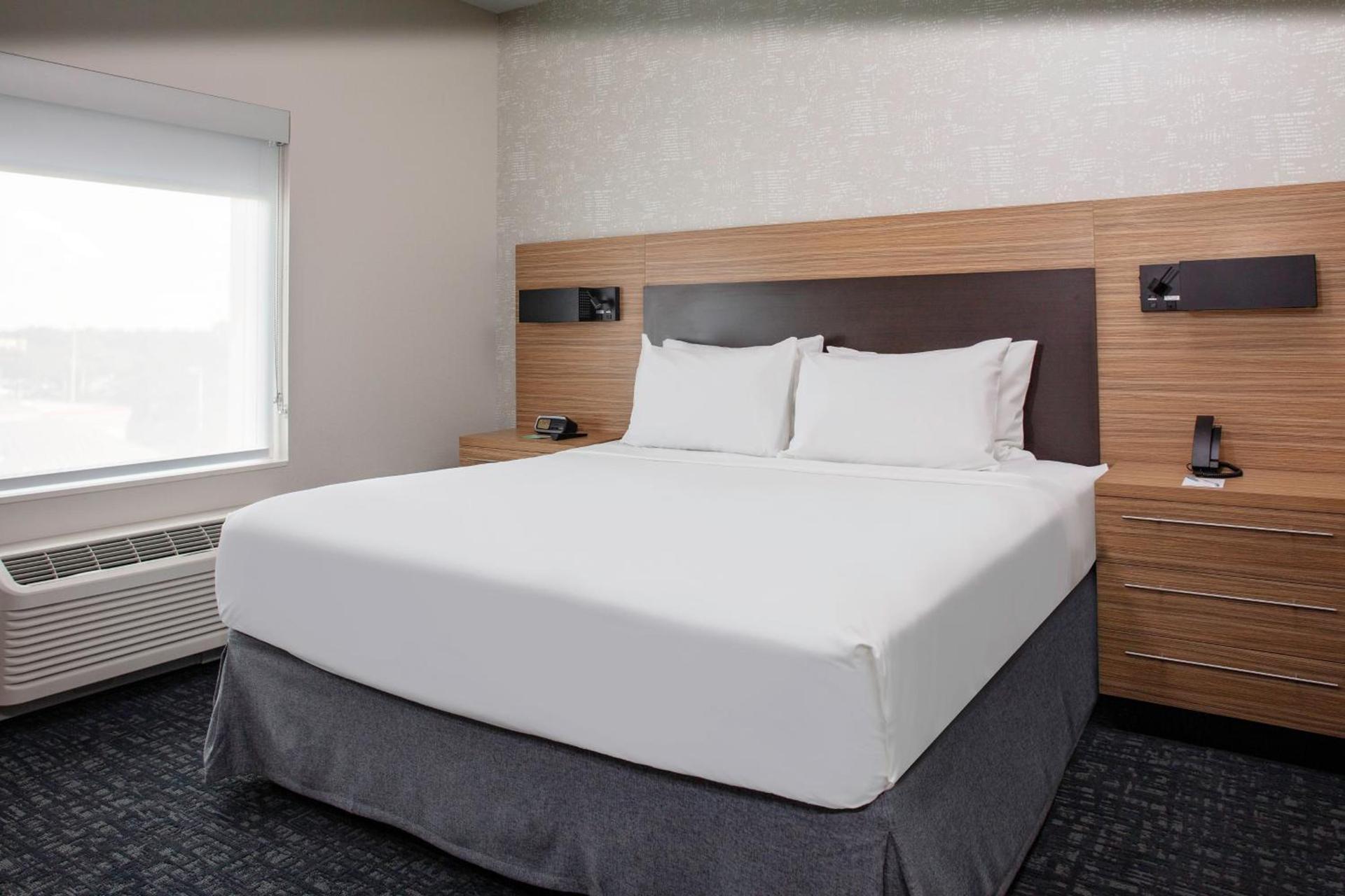 TownePlace Suites by Marriott Orlando Airport photo 4