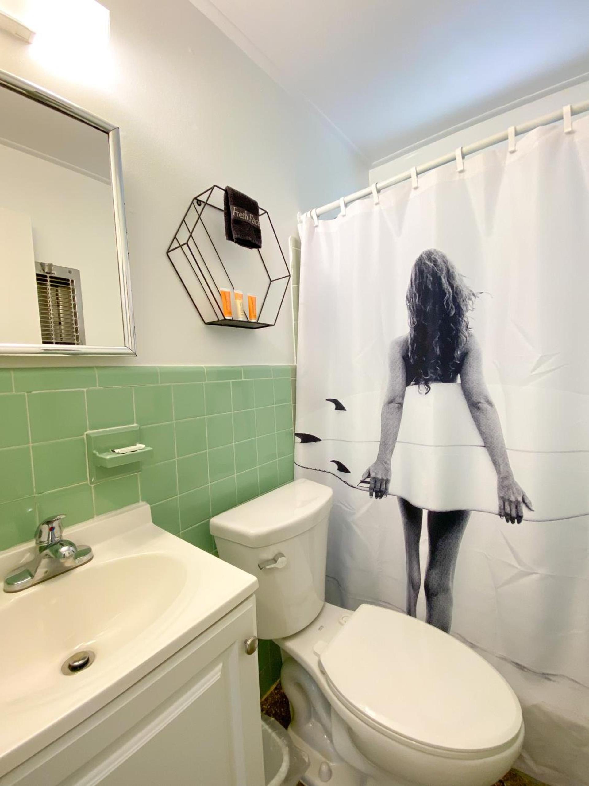 Seaspray Surf Lodge photo 33