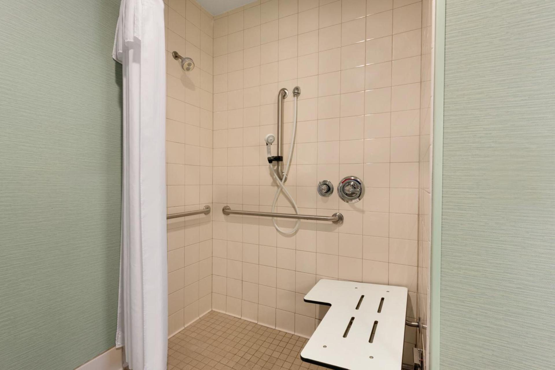 MainStay Suites photo 15