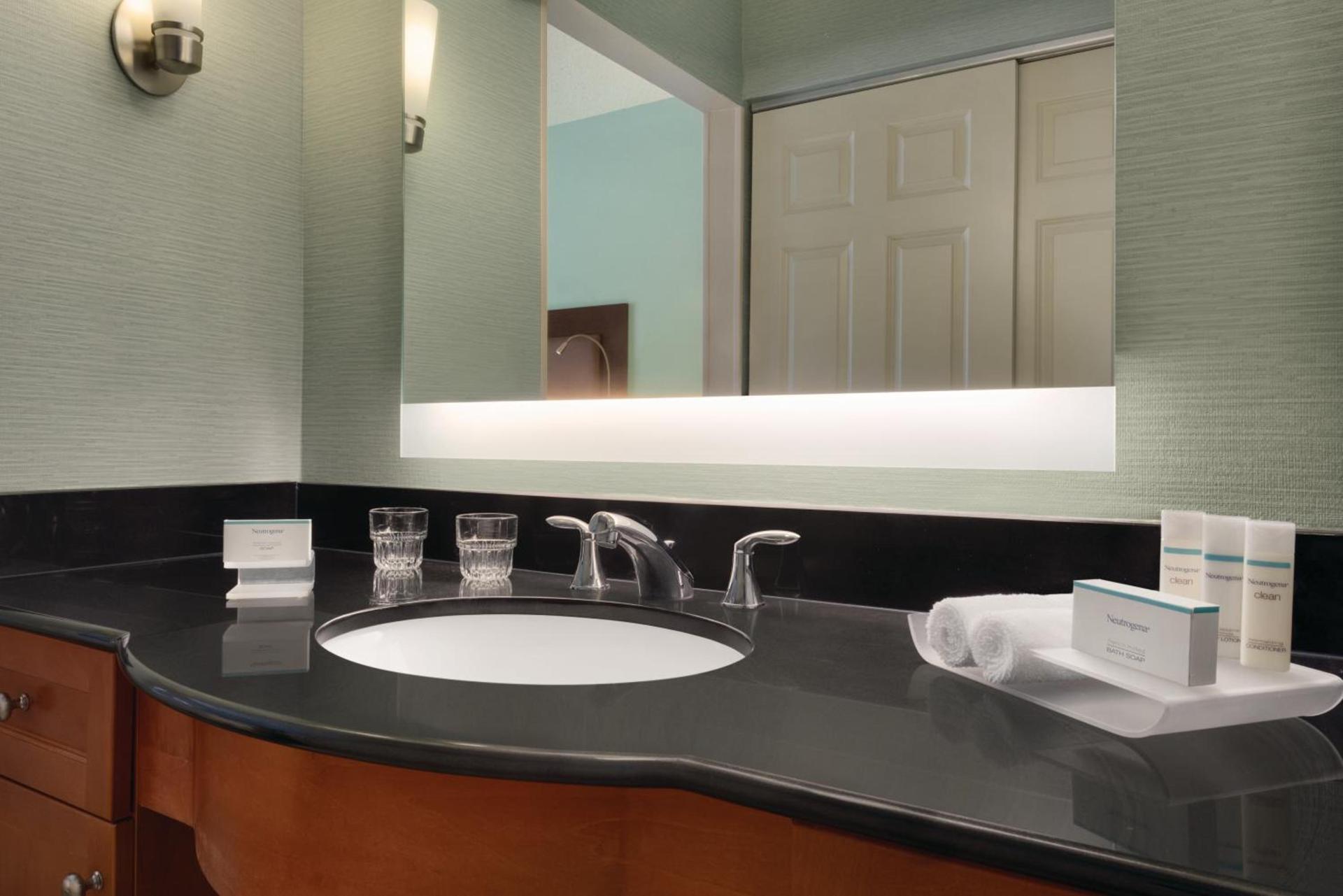 MainStay Suites photo 12