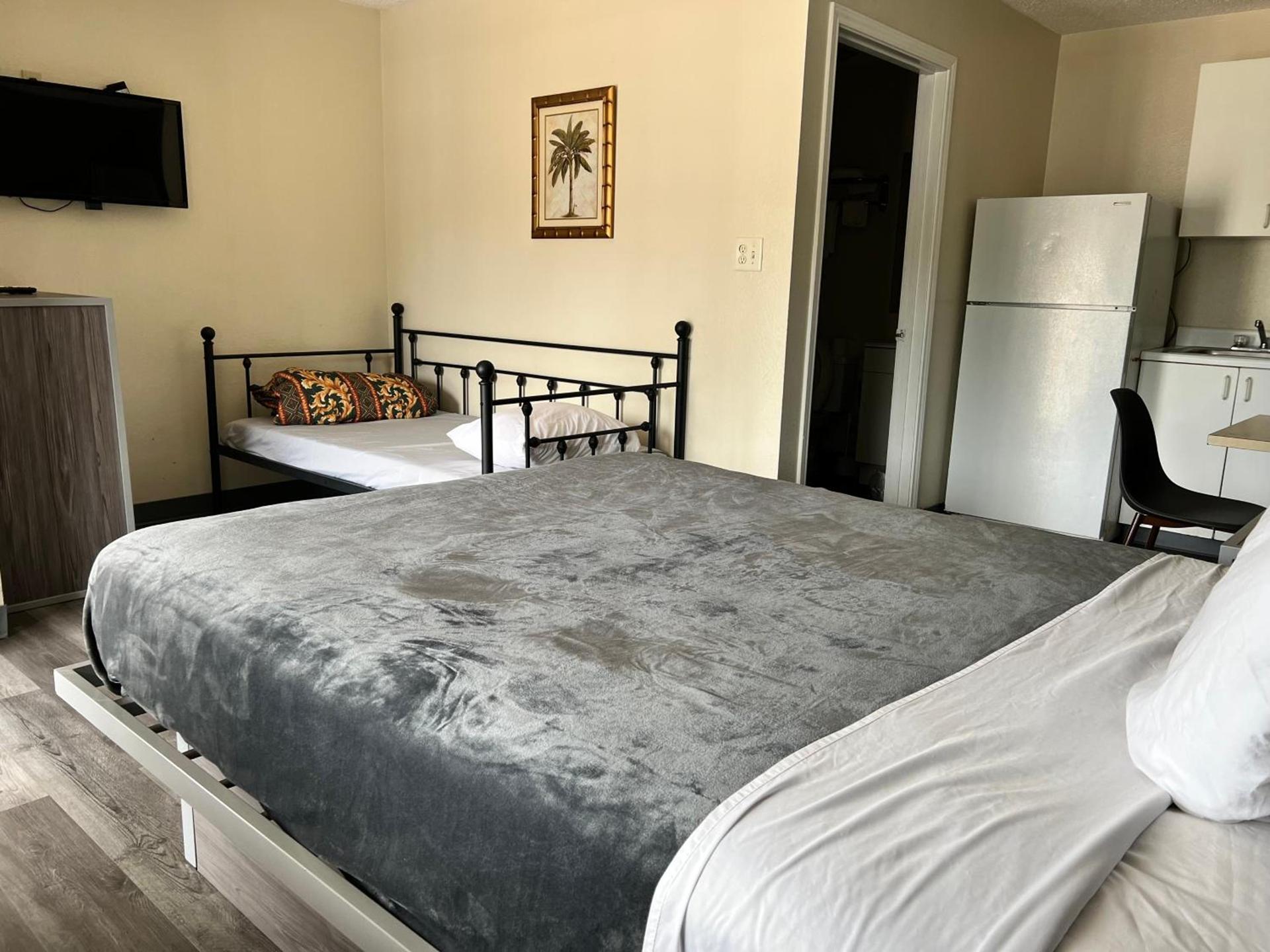Paris Extended Stay Suites photo 3