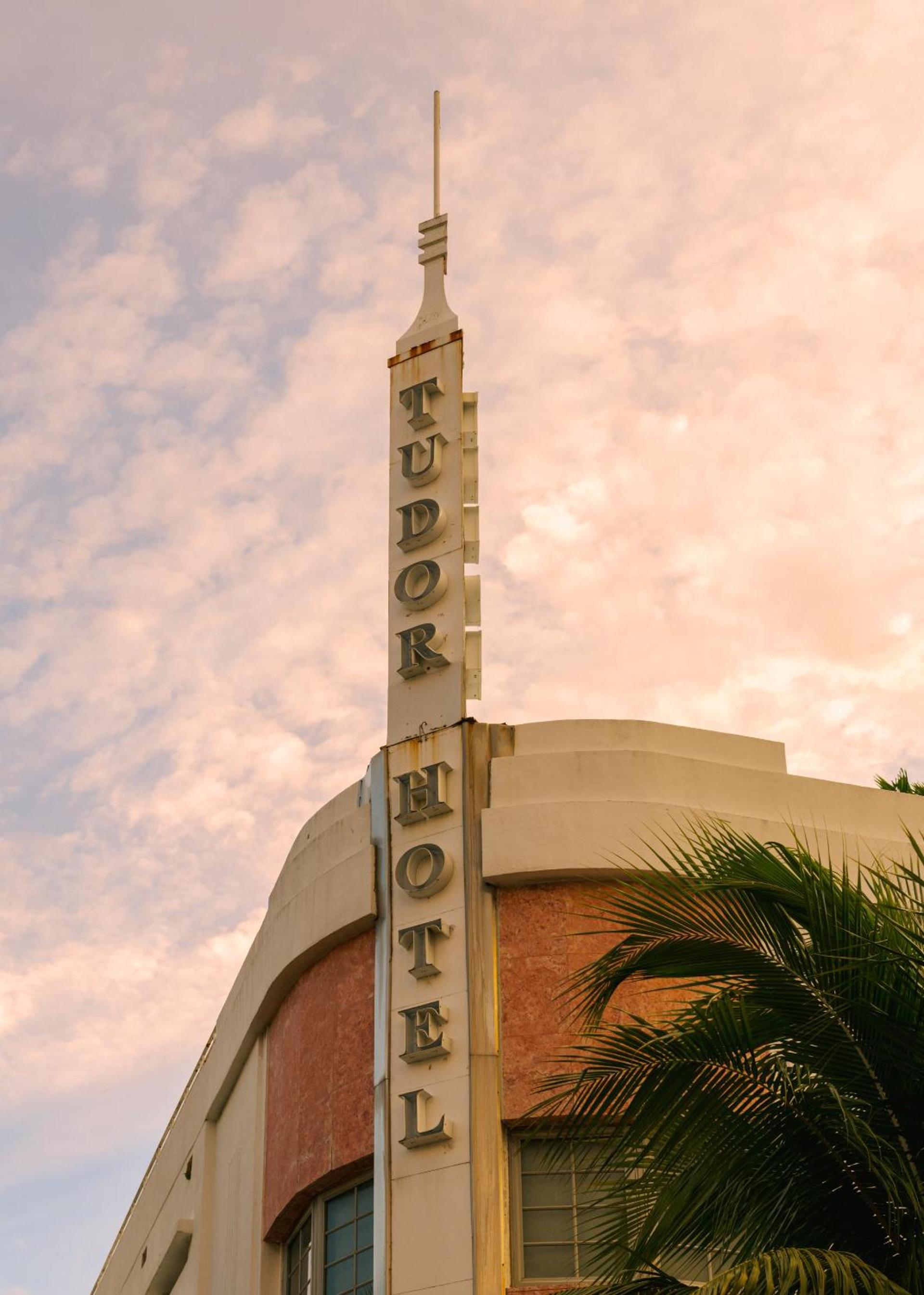 Kenmore Village Hotel, South Beach photo 35