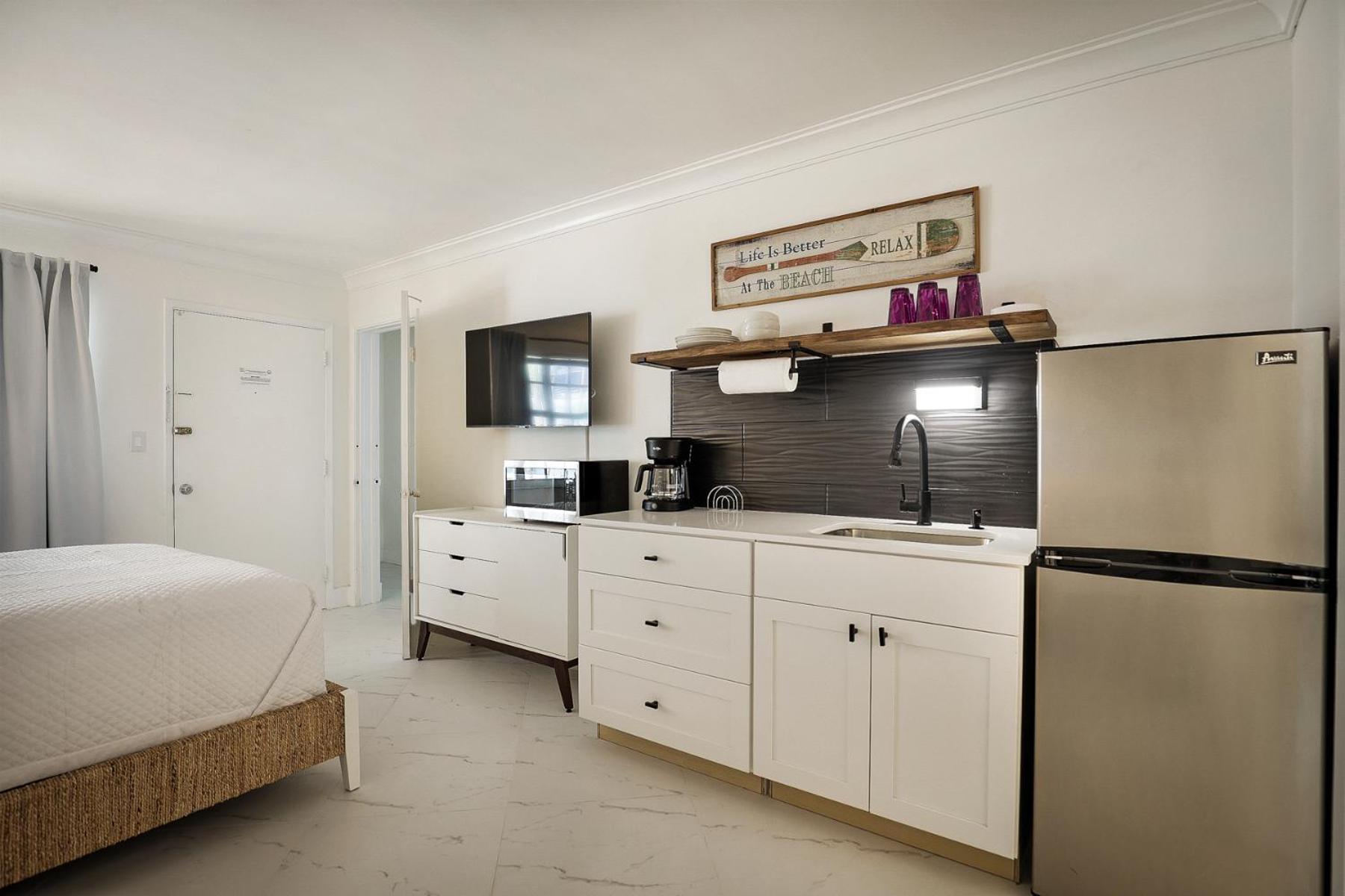 La Mer Suites photo 40