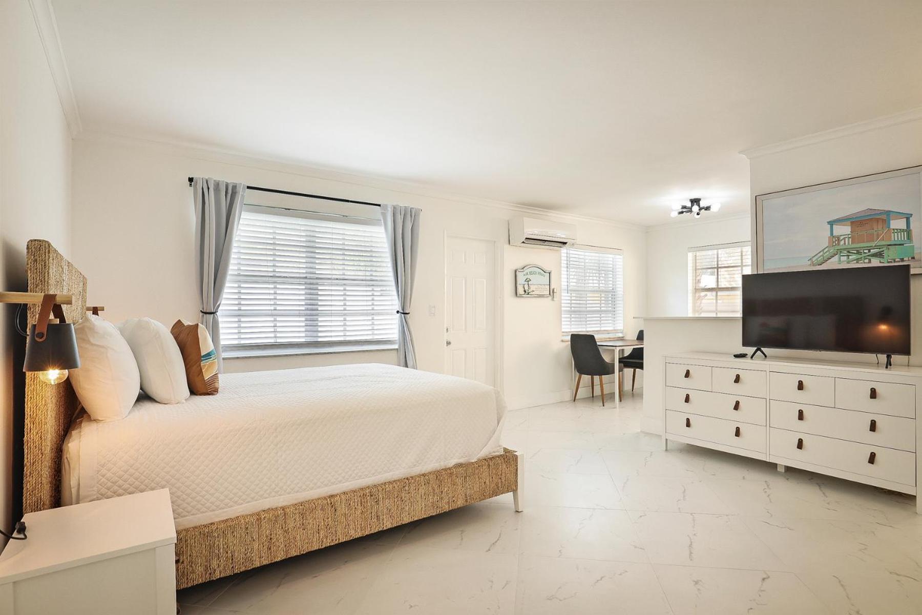 La Mer Suites photo 43