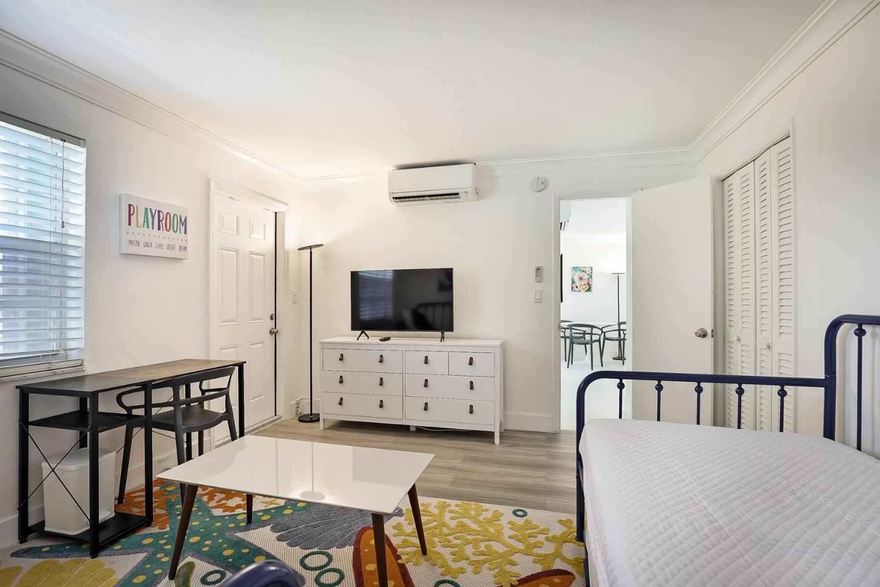 La Mer Suites photo 33