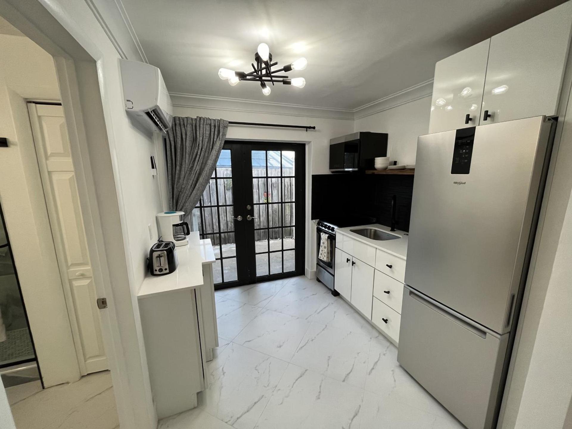 La Mer Suites photo 37