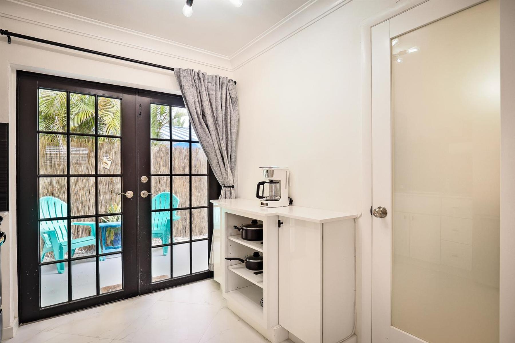 La Mer Suites photo 11