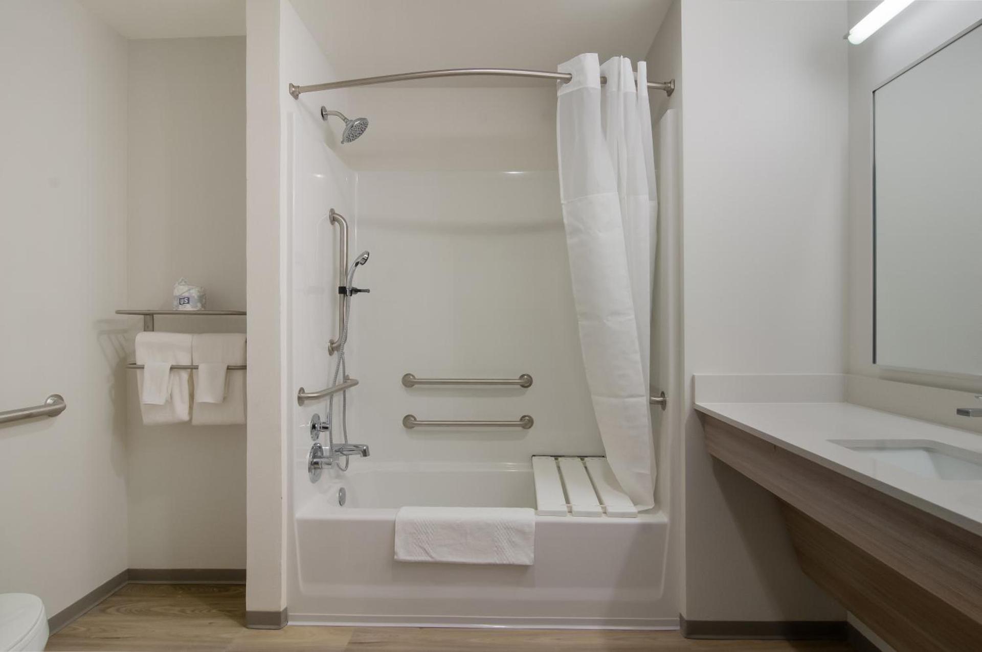 WoodSpring Suites Olympia - Lacey photo 37