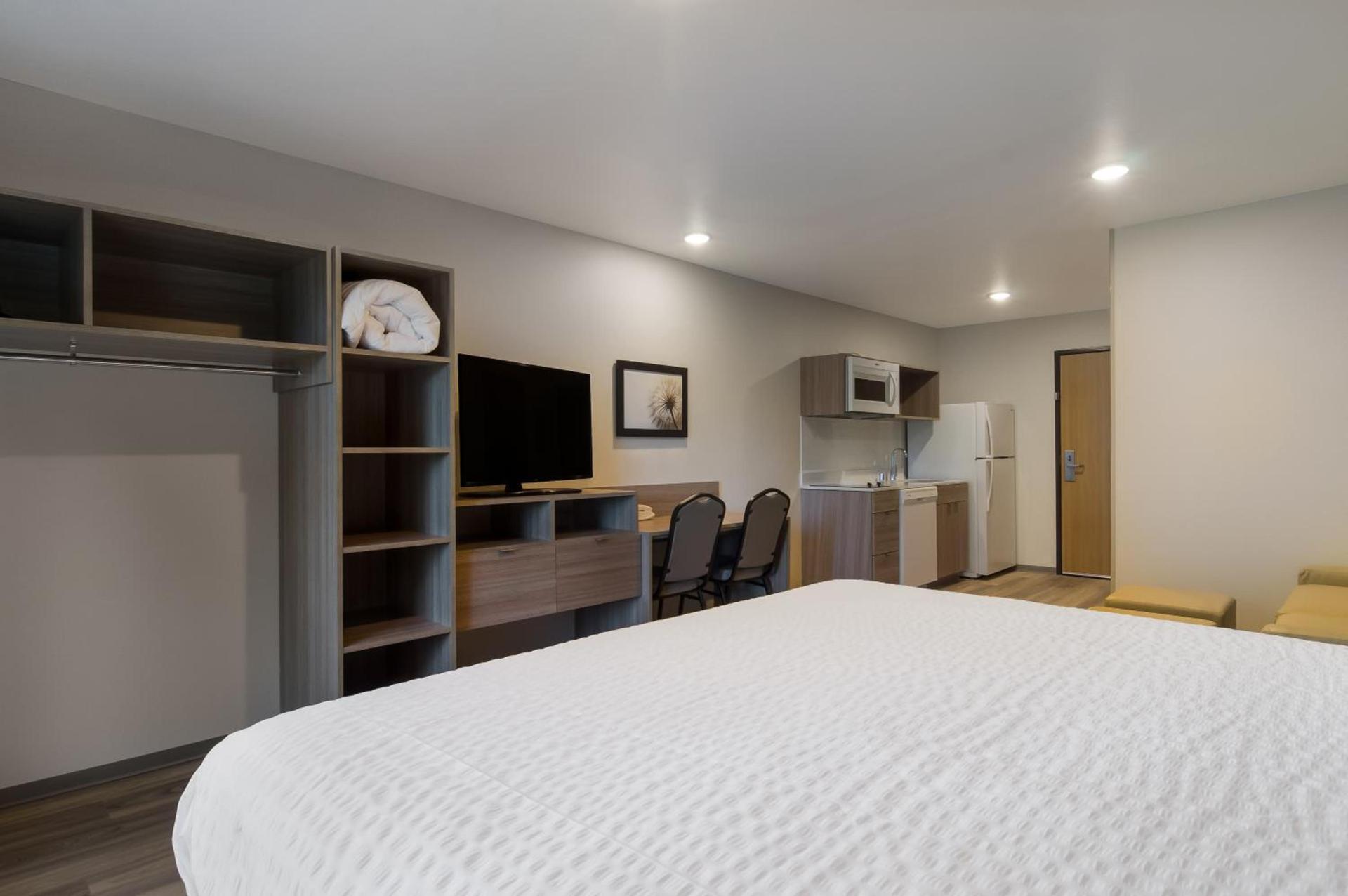 WoodSpring Suites Olympia - Lacey photo 32