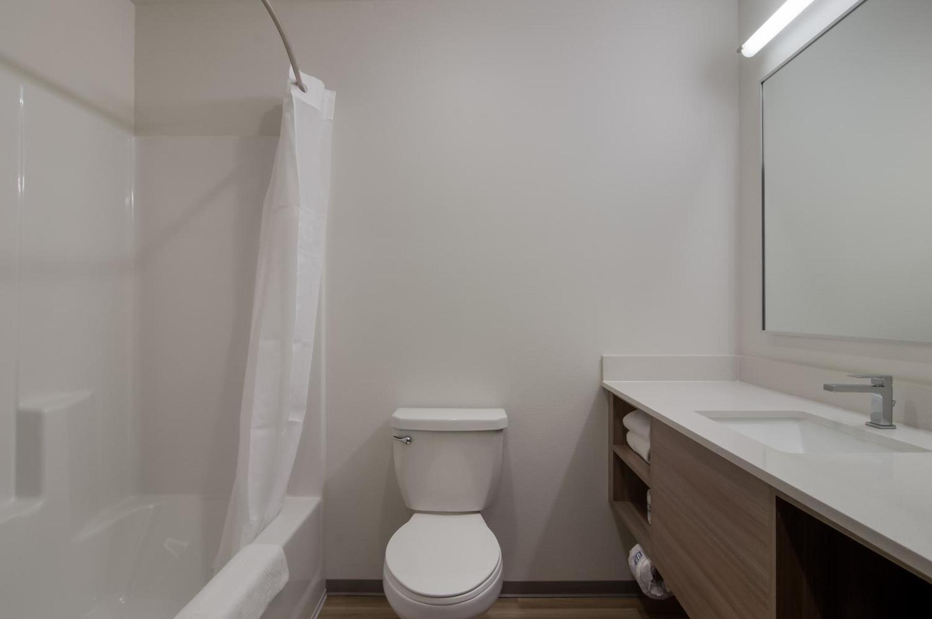WoodSpring Suites Olympia - Lacey photo 43