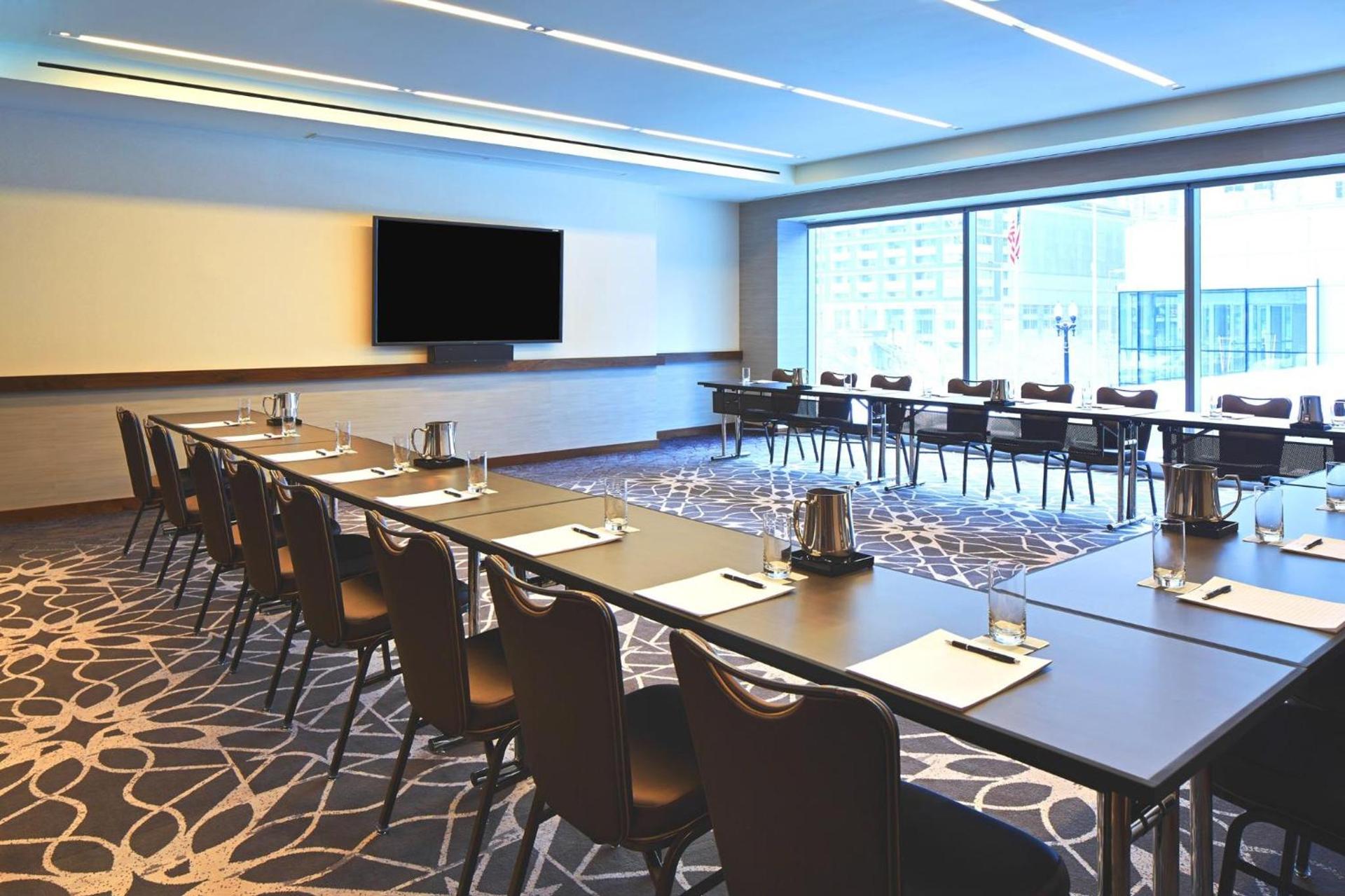 Loews Chicago Hotel photo 82