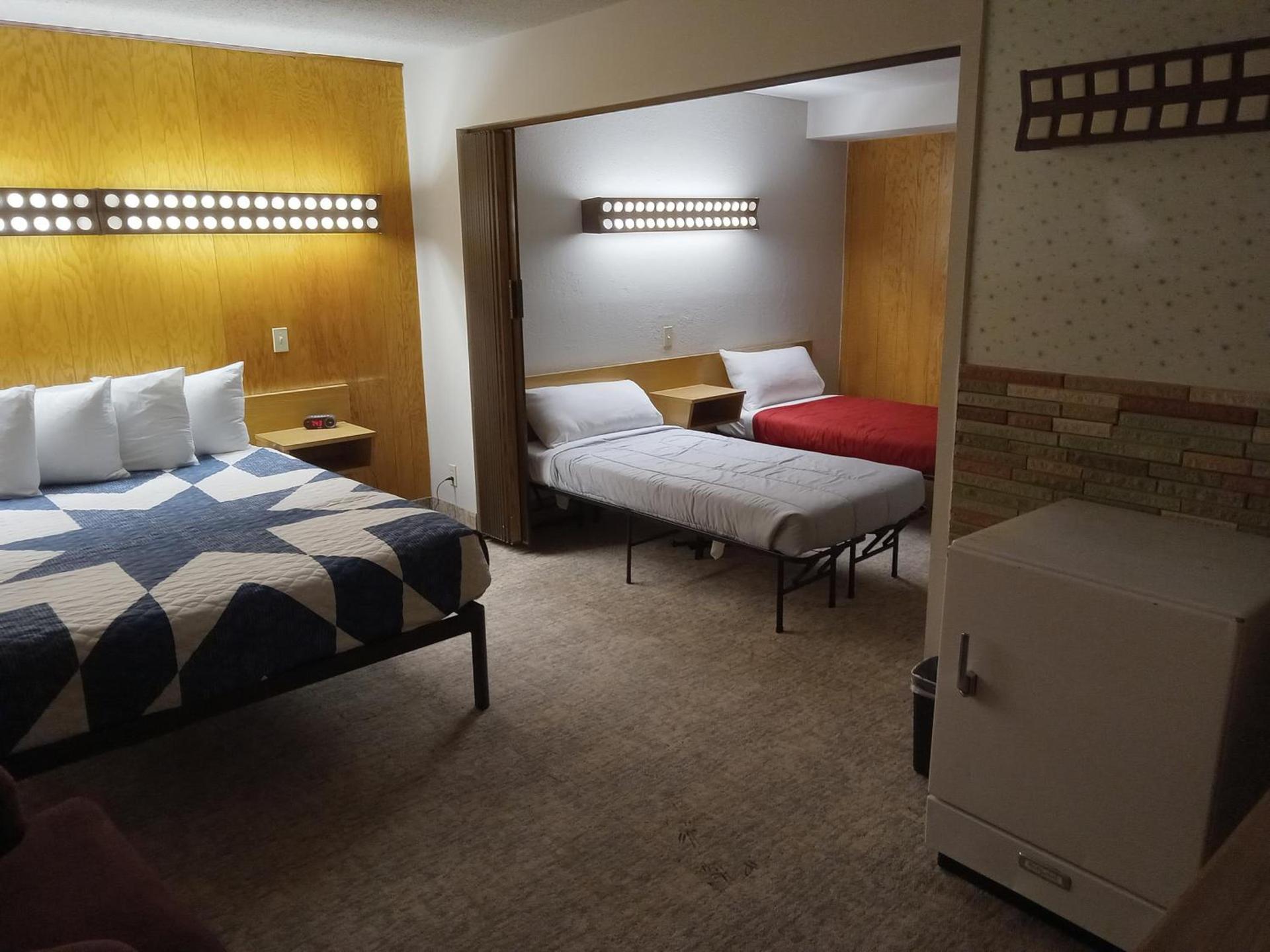 Siesta Motel photo 78