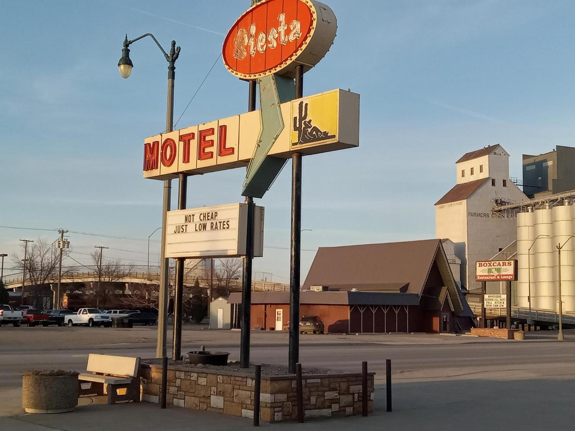 Siesta Motel photo 15