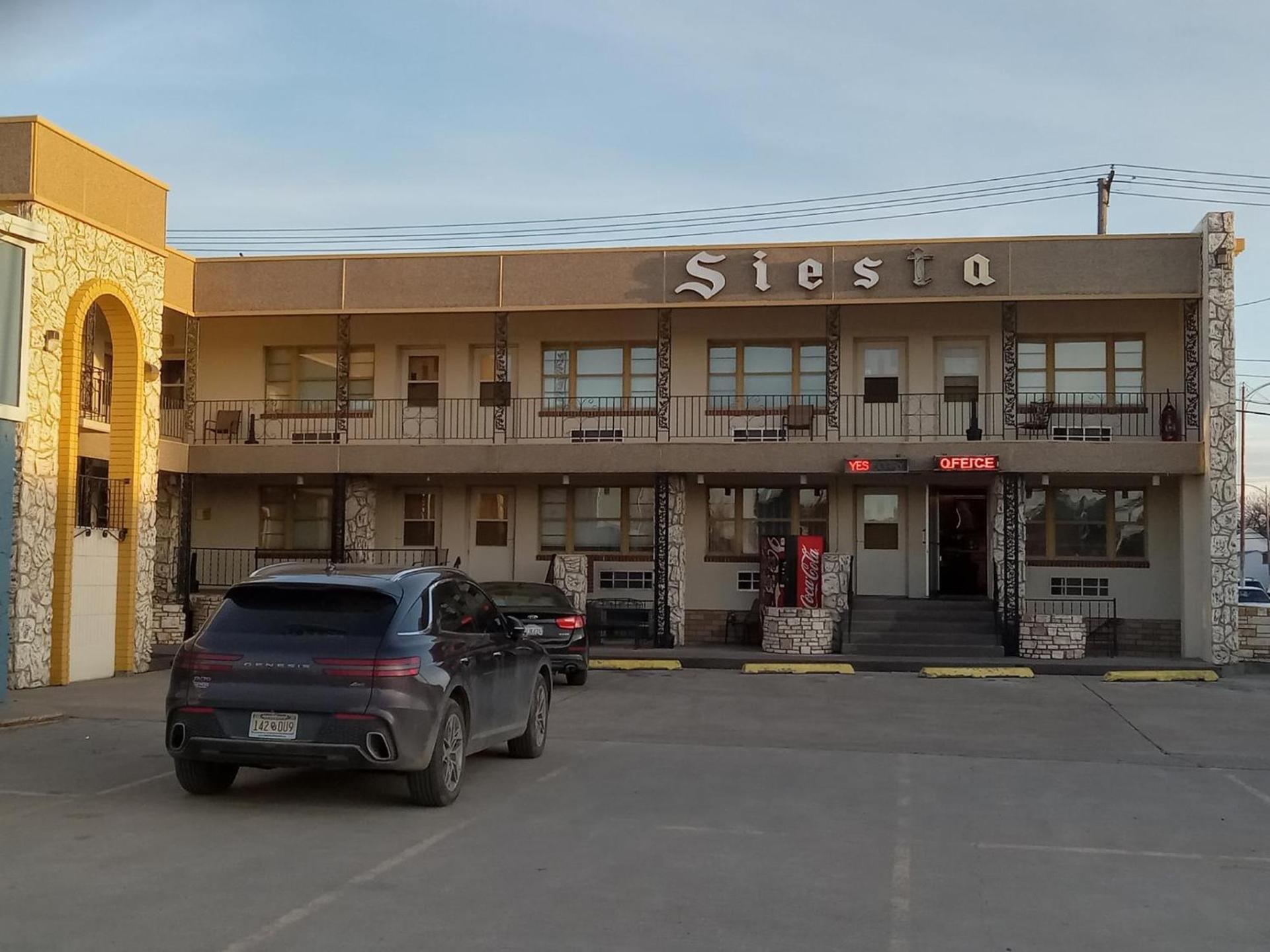 Siesta Motel photo 7