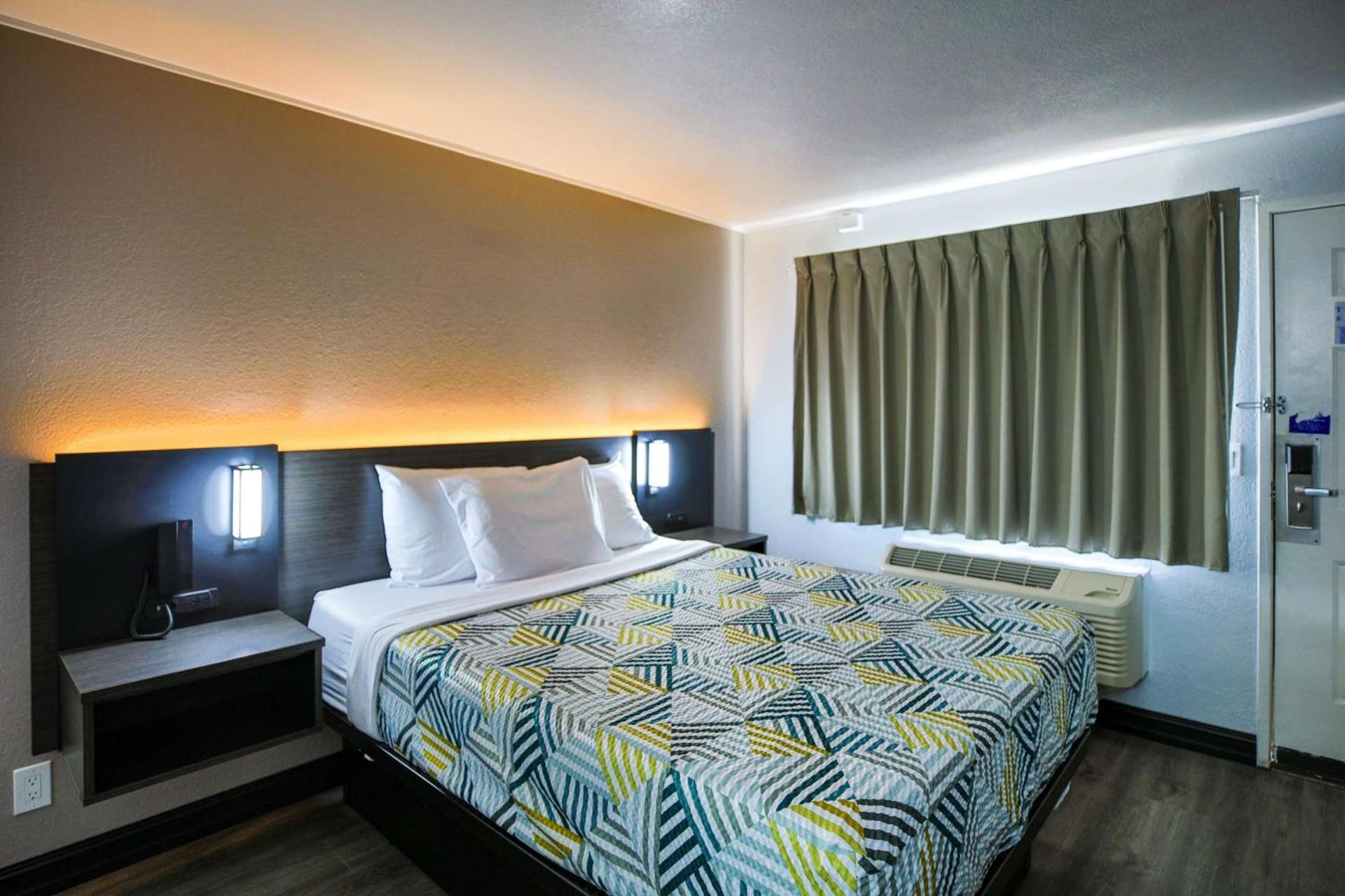 Motel 6-Sacramento, CA - North photo 15