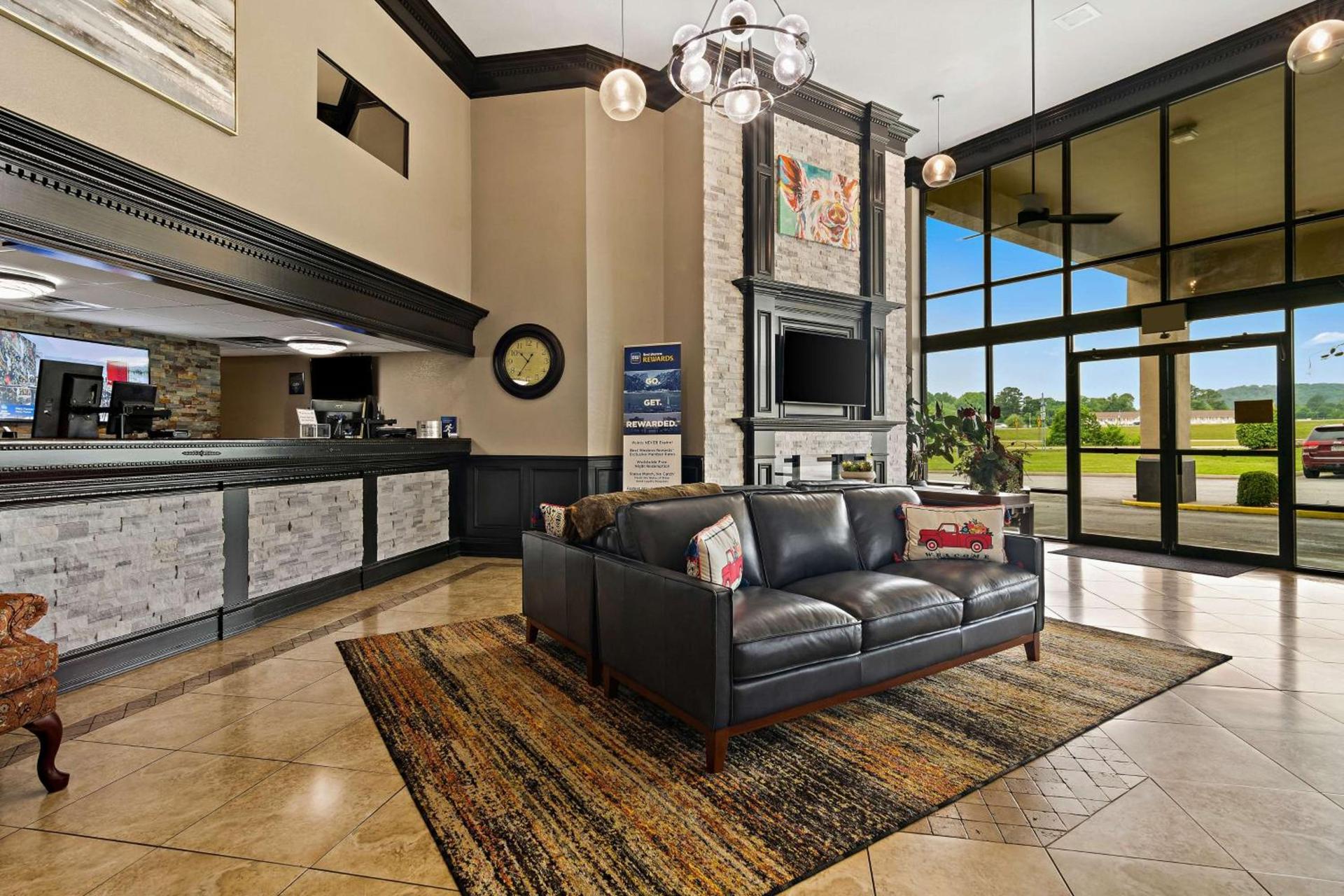 Best Western Windsor Suites photo 9