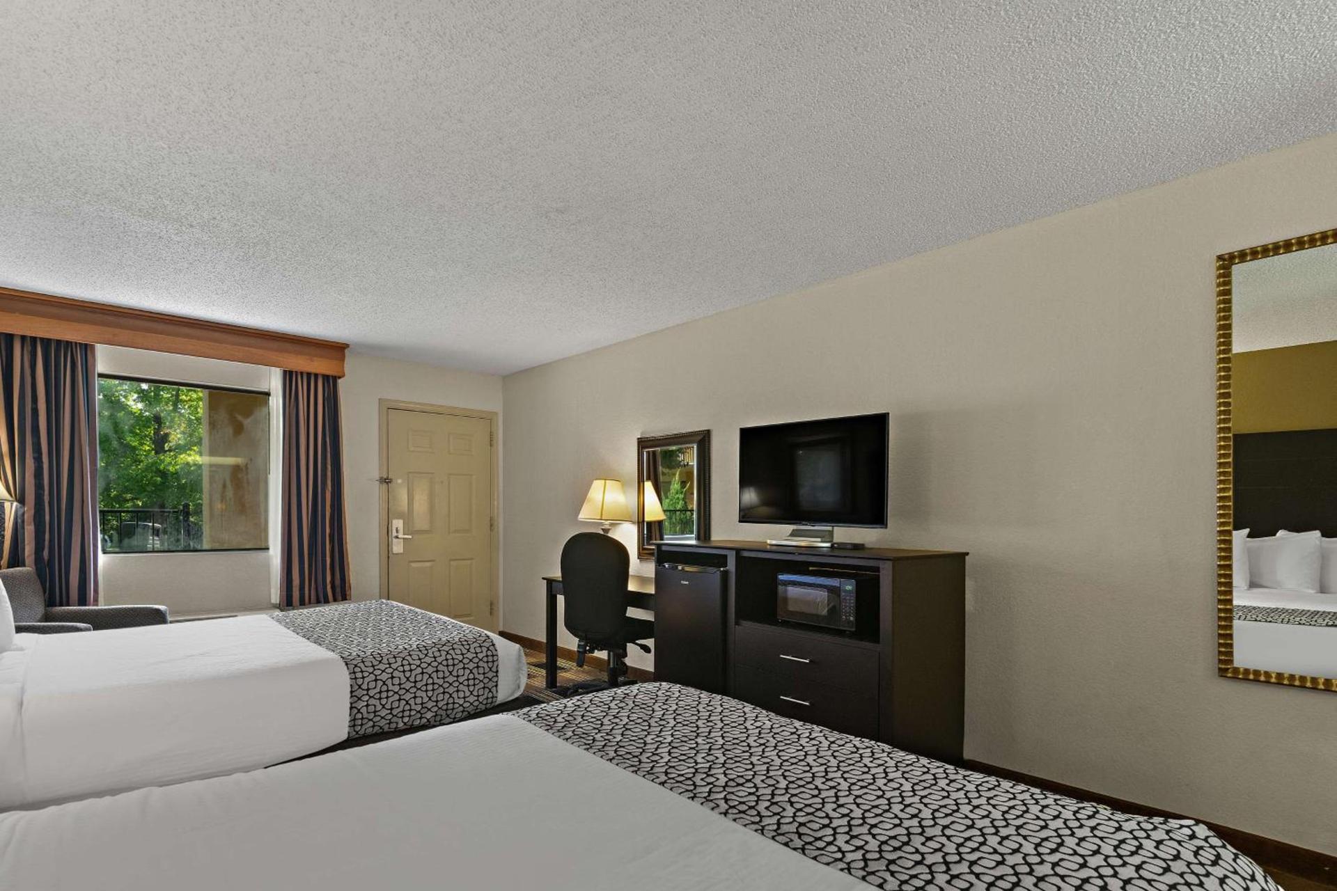 Best Western Windsor Suites photo 14