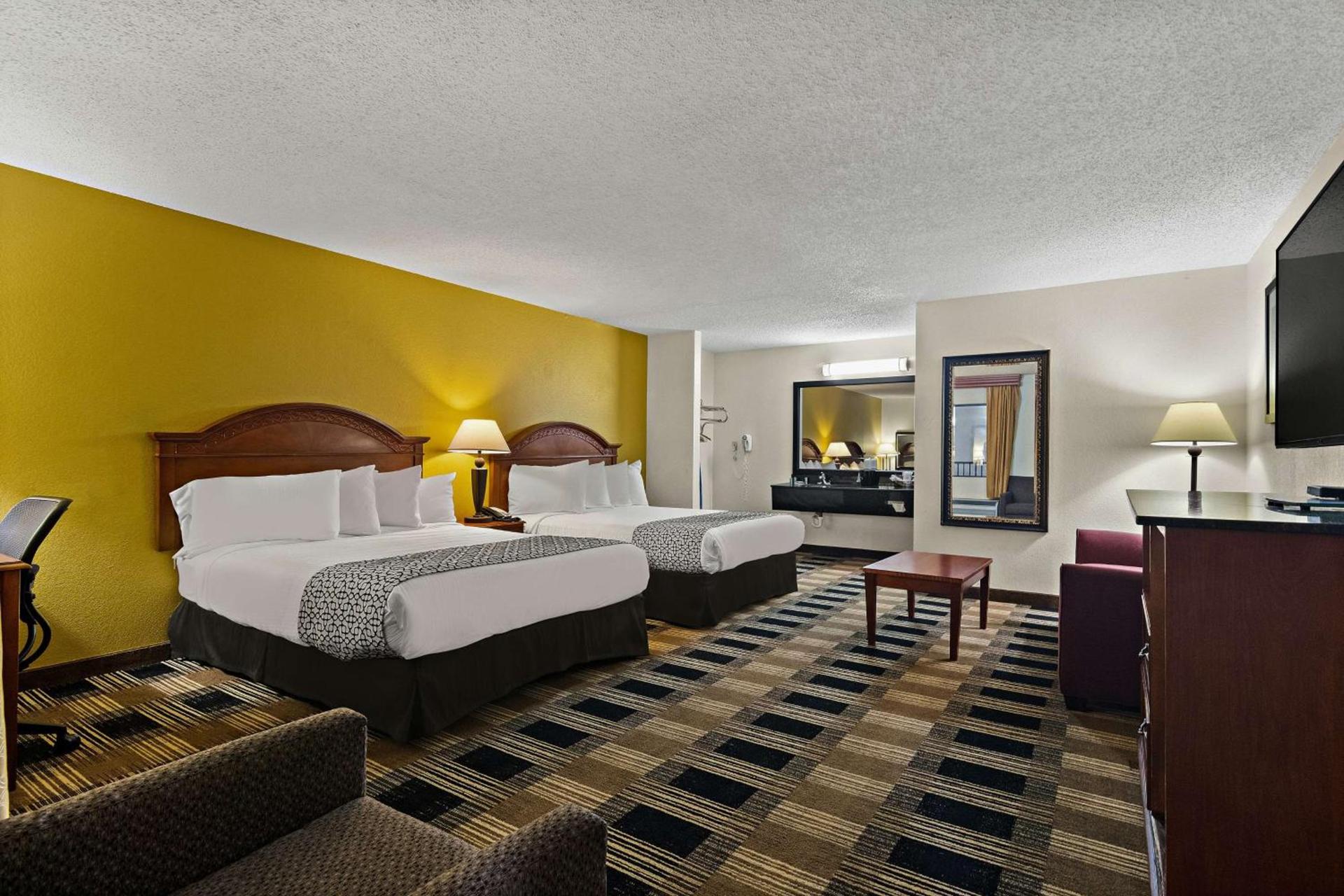 Best Western Windsor Suites photo 4