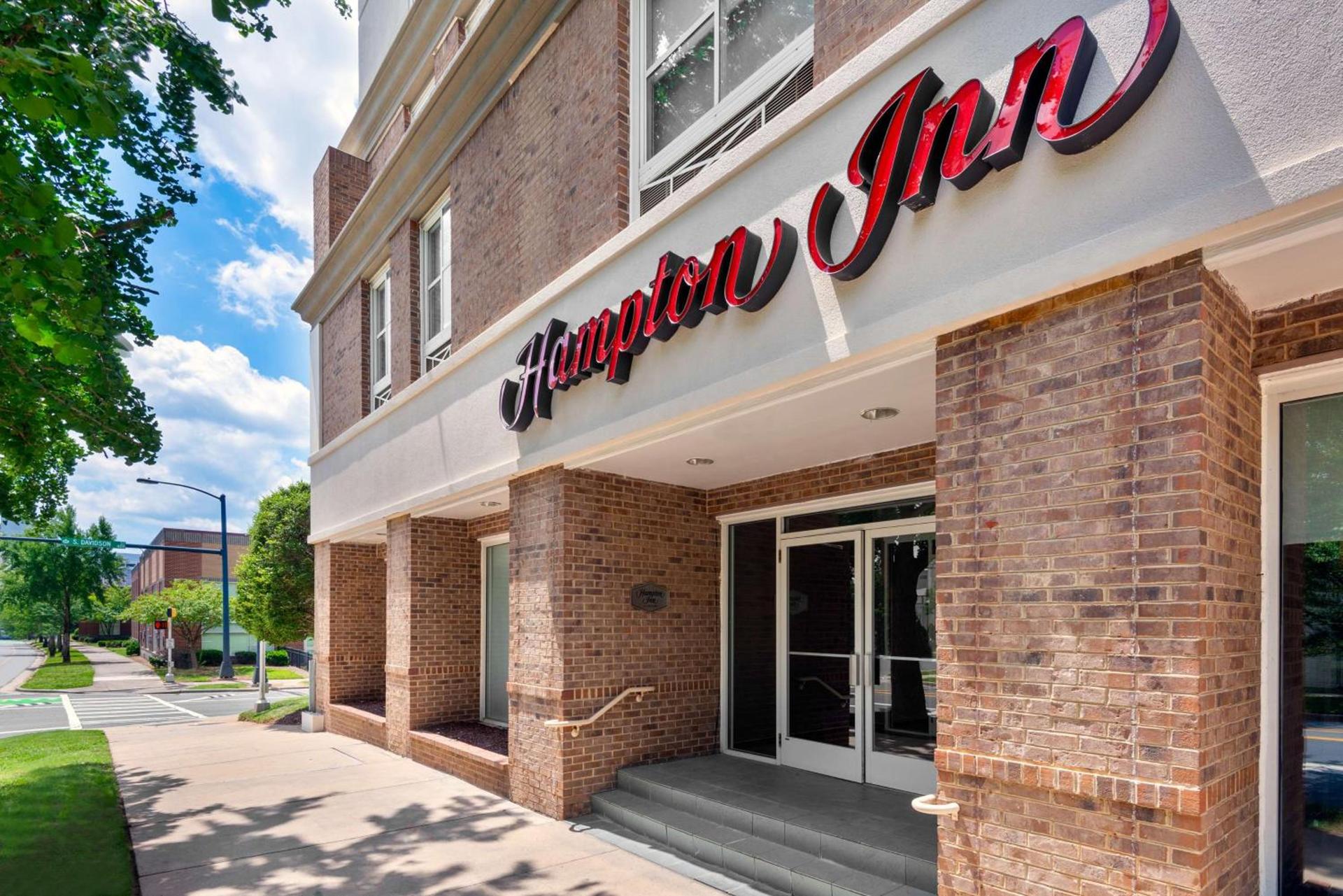 Hampton Inn Charlotte Uptown photo 4