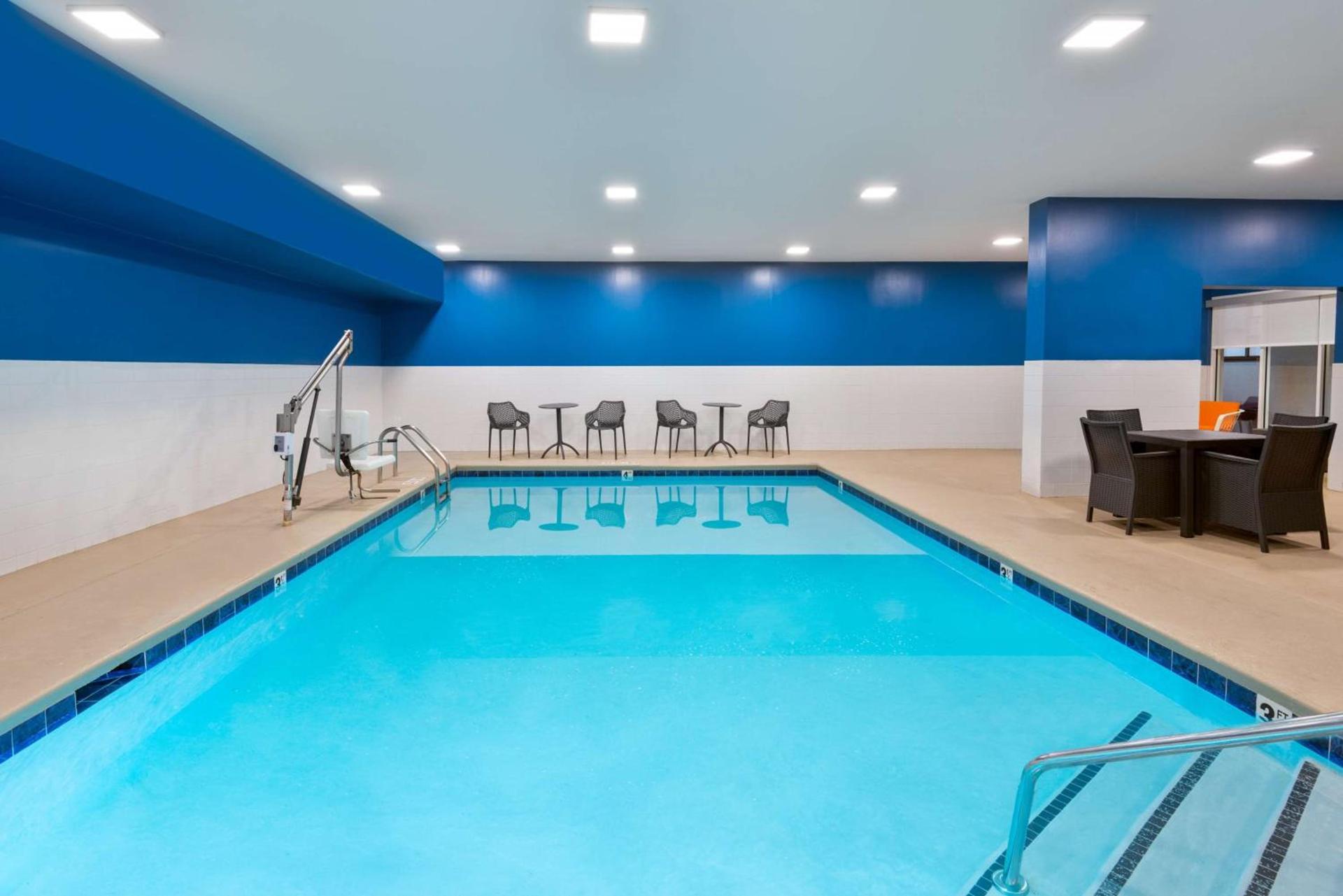 Hampton Inn Charlotte Uptown photo 6