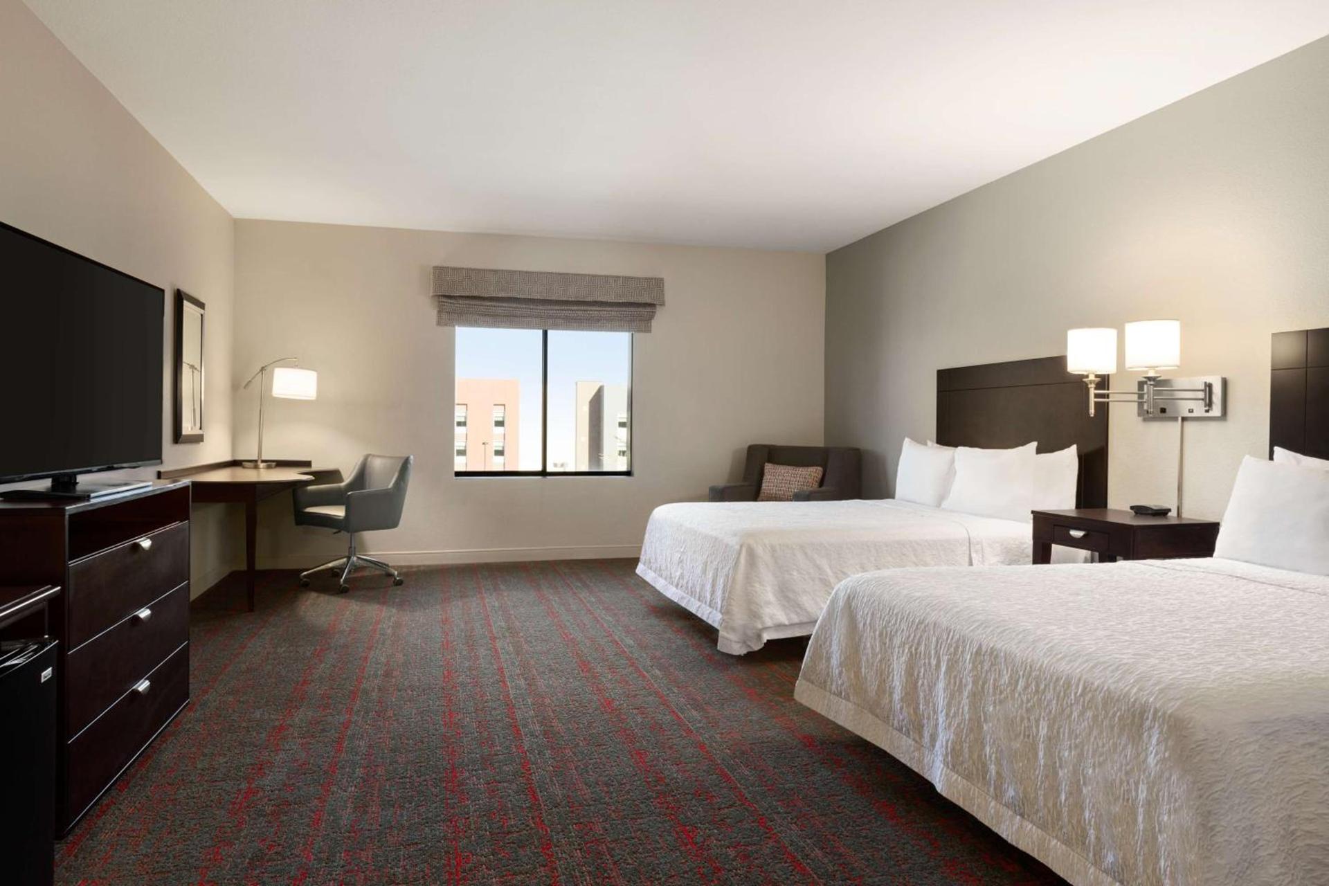 Hampton Inn & Suites Phoenix Glendale-Westgate photo 21