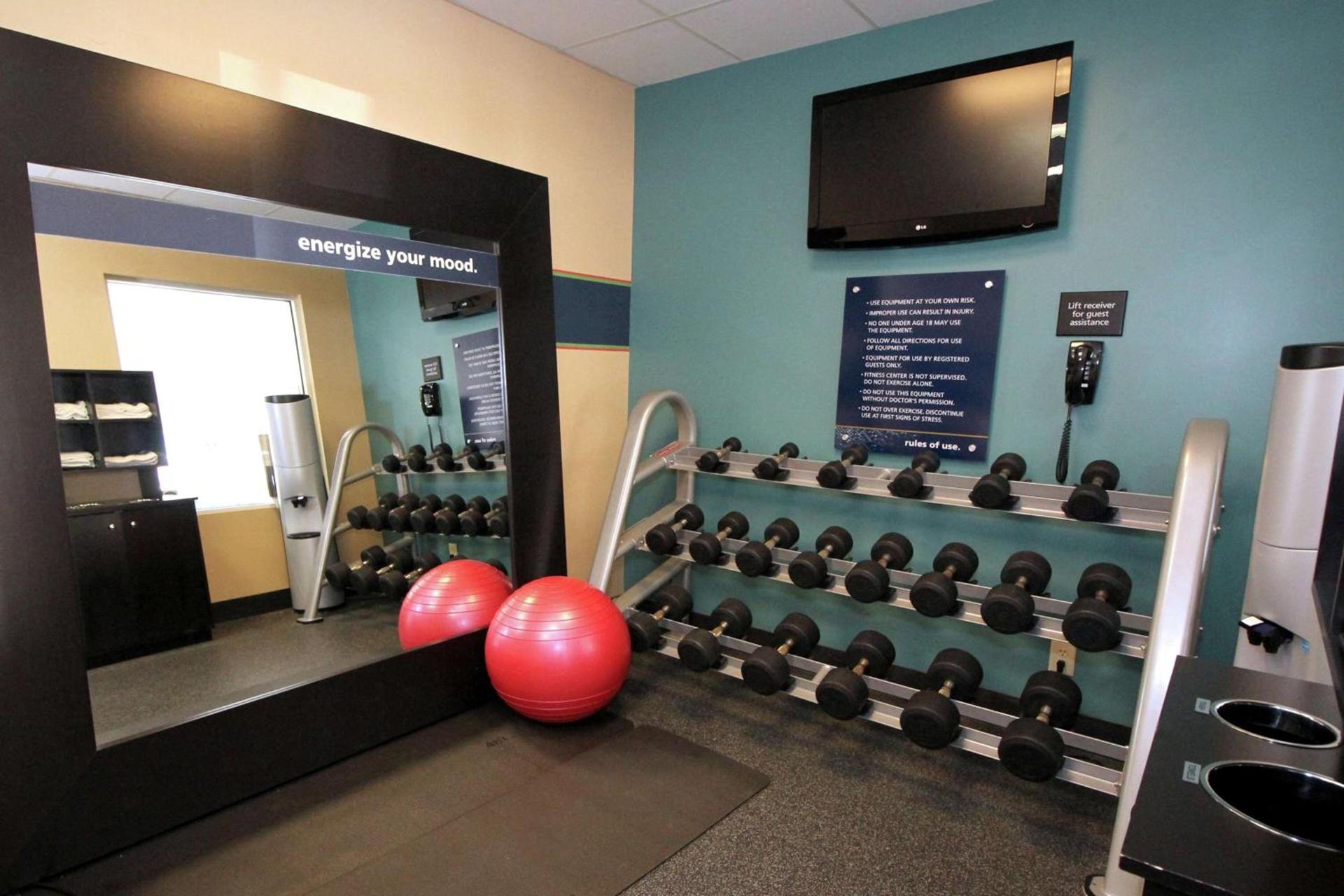 Hampton Inn Sandusky-Central photo 10