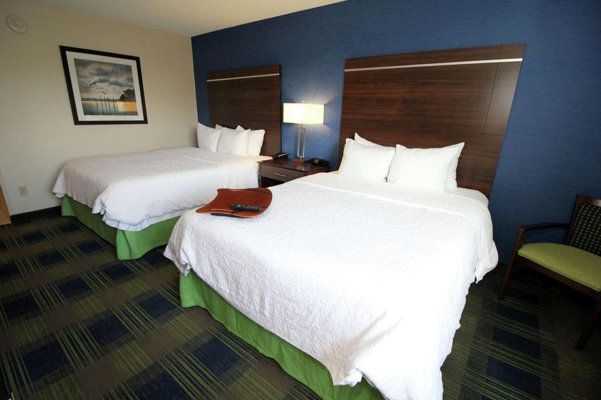 Hampton Inn Sandusky-Central photo 12