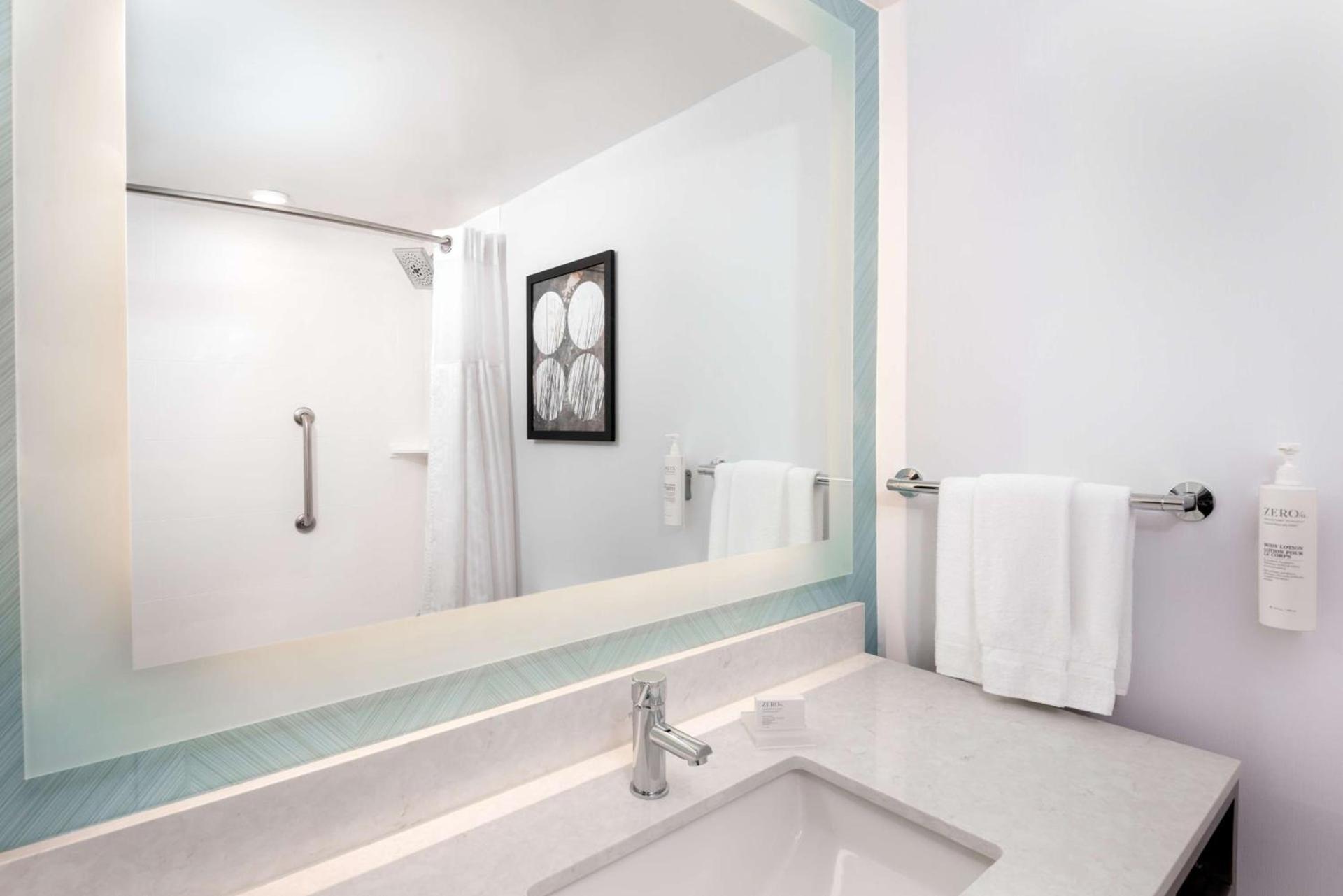 Hilton Garden Inn Charlotte Uptown photo 17