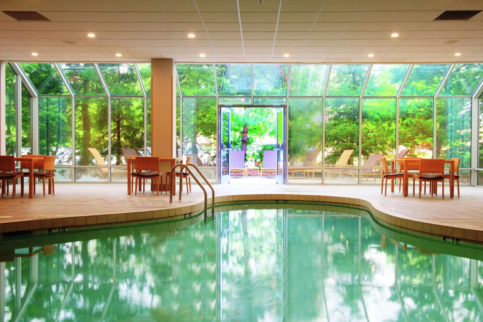 Embassy Suites by Hilton Cincinnati Northeast - Blue Ash photo 8