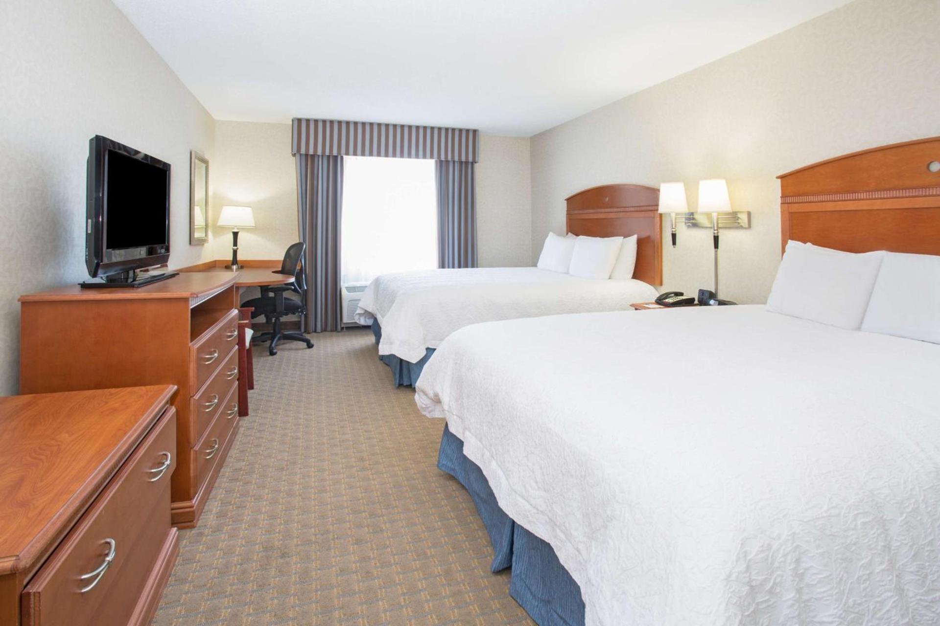 Hampton Inn Santa Rosa photo 19