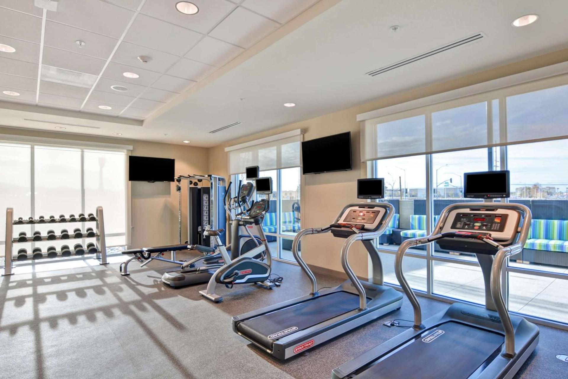 Home2 Suites By Hilton Palmdale photo 11