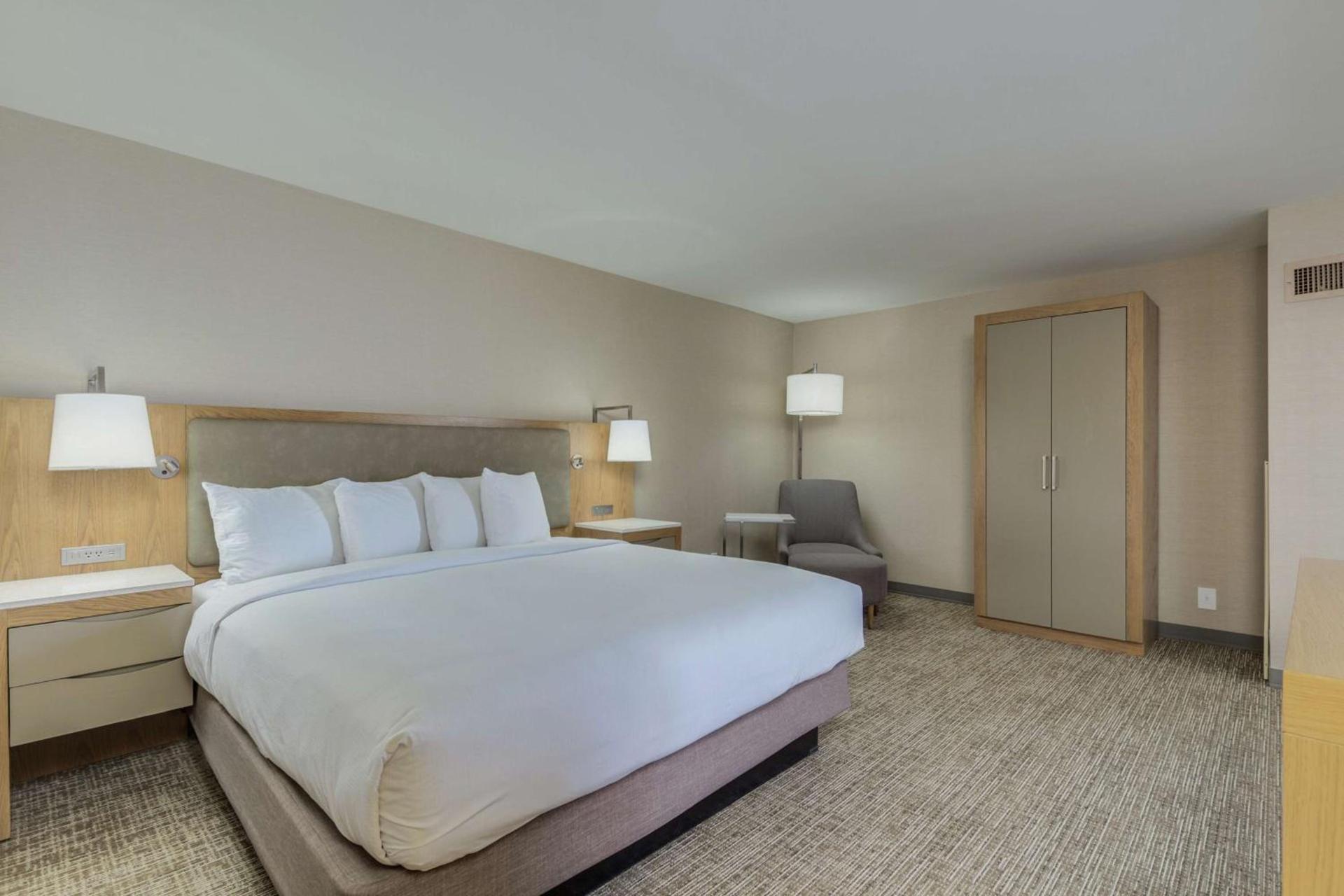 DoubleTree by Hilton Chandler Phoenix, AZ photo 21