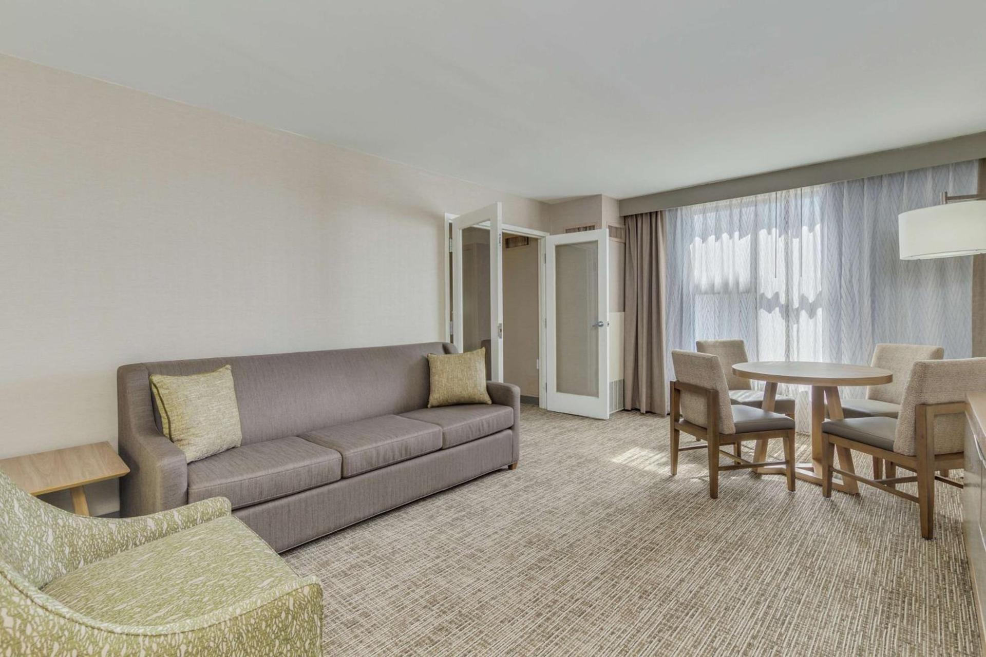 DoubleTree by Hilton Chandler Phoenix, AZ photo 23