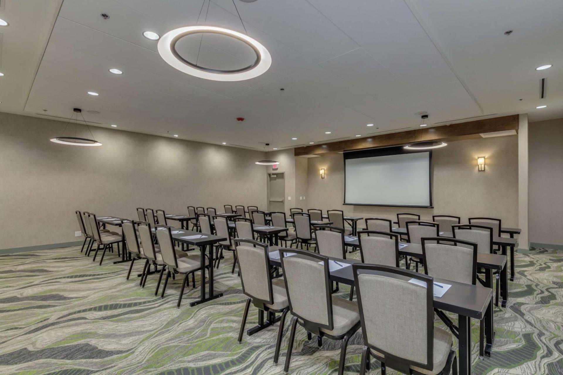 DoubleTree by Hilton Chandler Phoenix, AZ photo 32