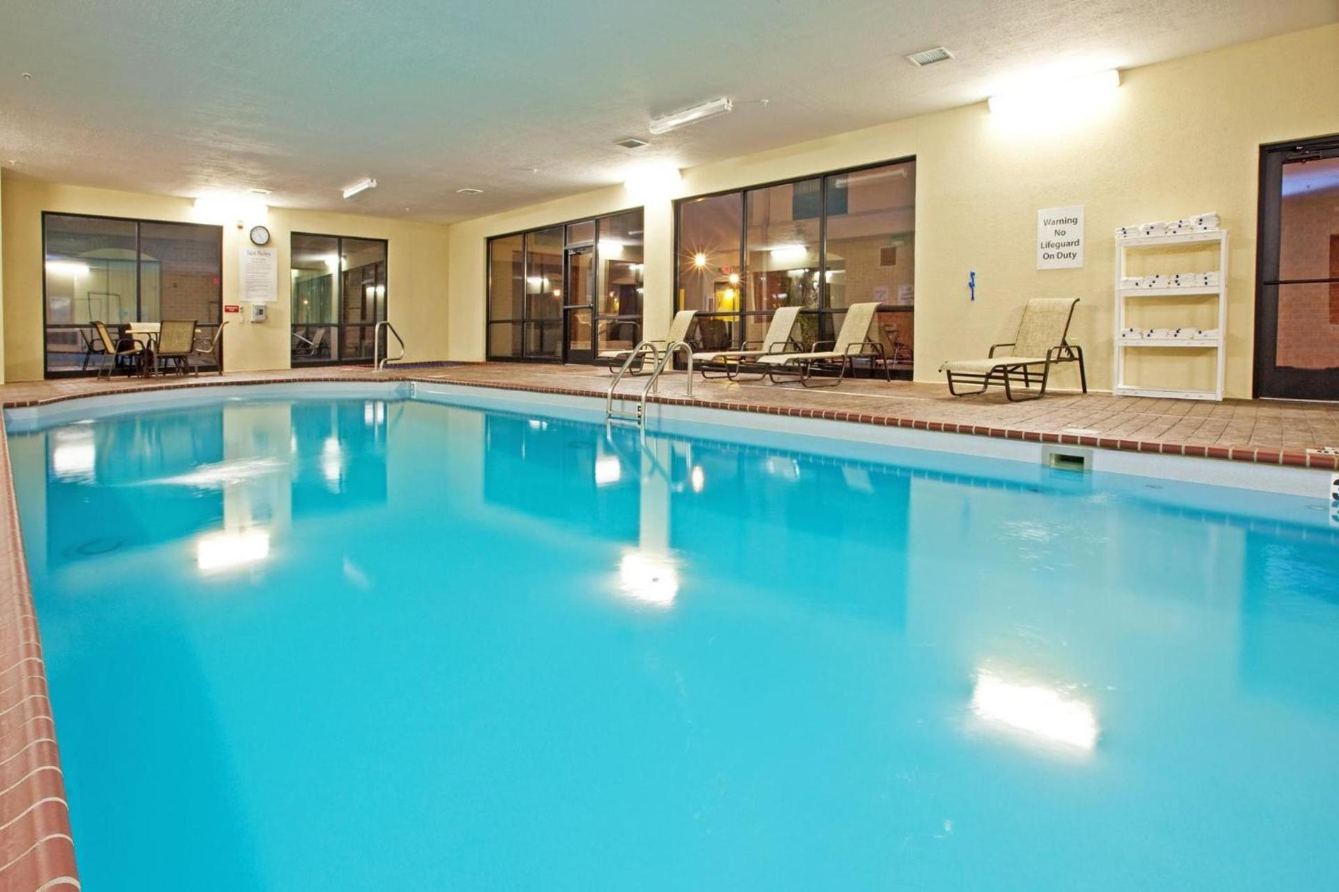 Holiday Inn Express Hotel & Suites Franklin by IHG photo 38