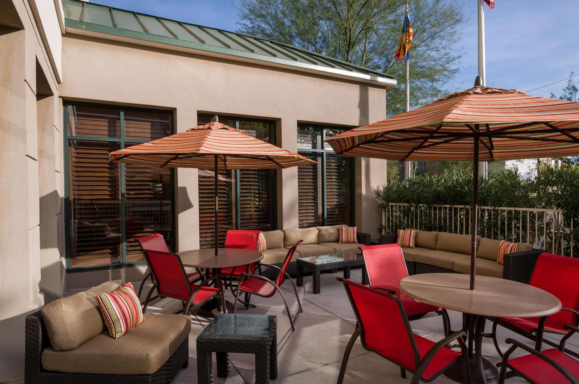 Hilton Garden Inn Phoenix Airport North photo 2