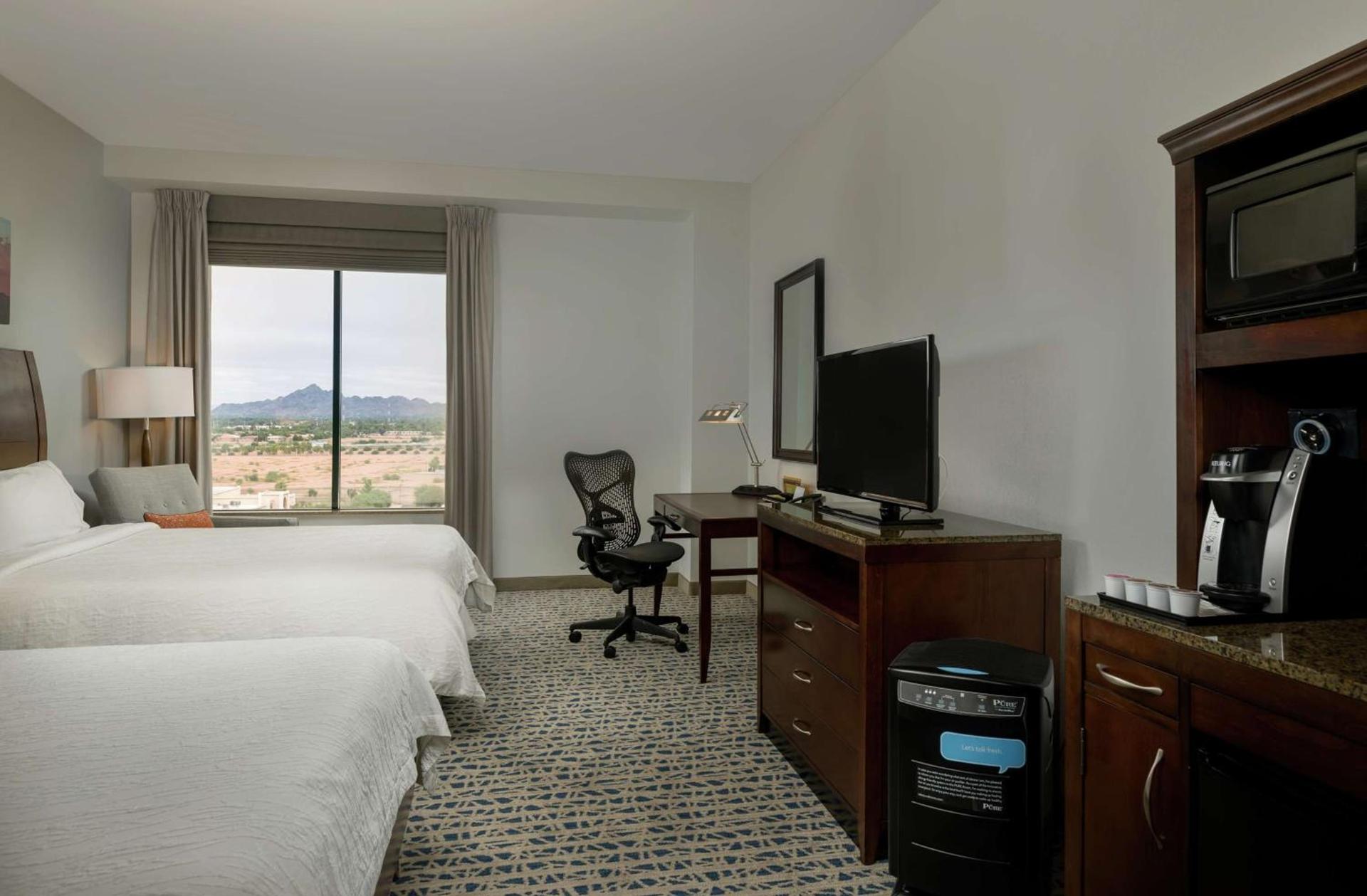 Hilton Garden Inn Phoenix Airport North photo 16