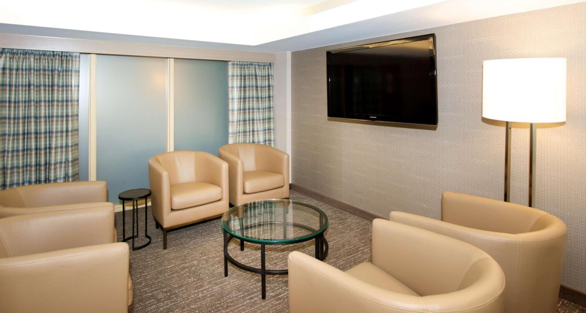 Embassy Suites by Hilton Seattle North Lynnwood photo 24