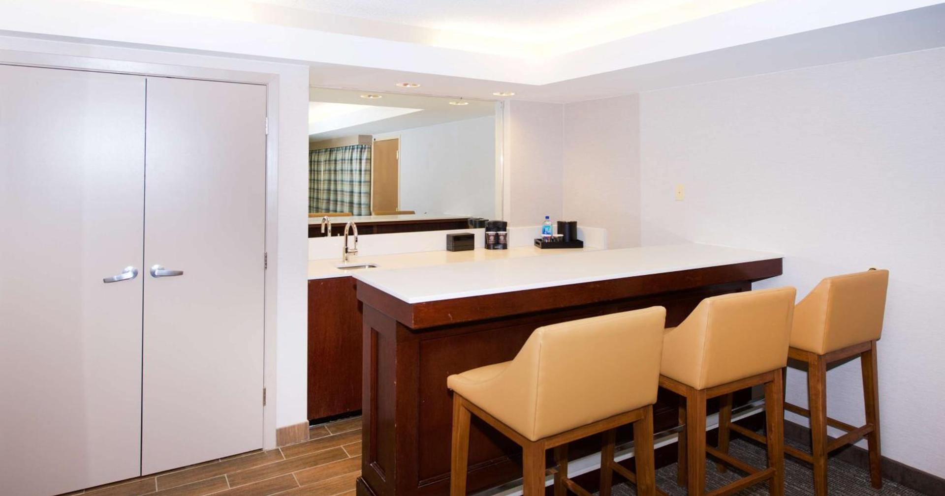 Embassy Suites by Hilton Seattle North Lynnwood photo 52